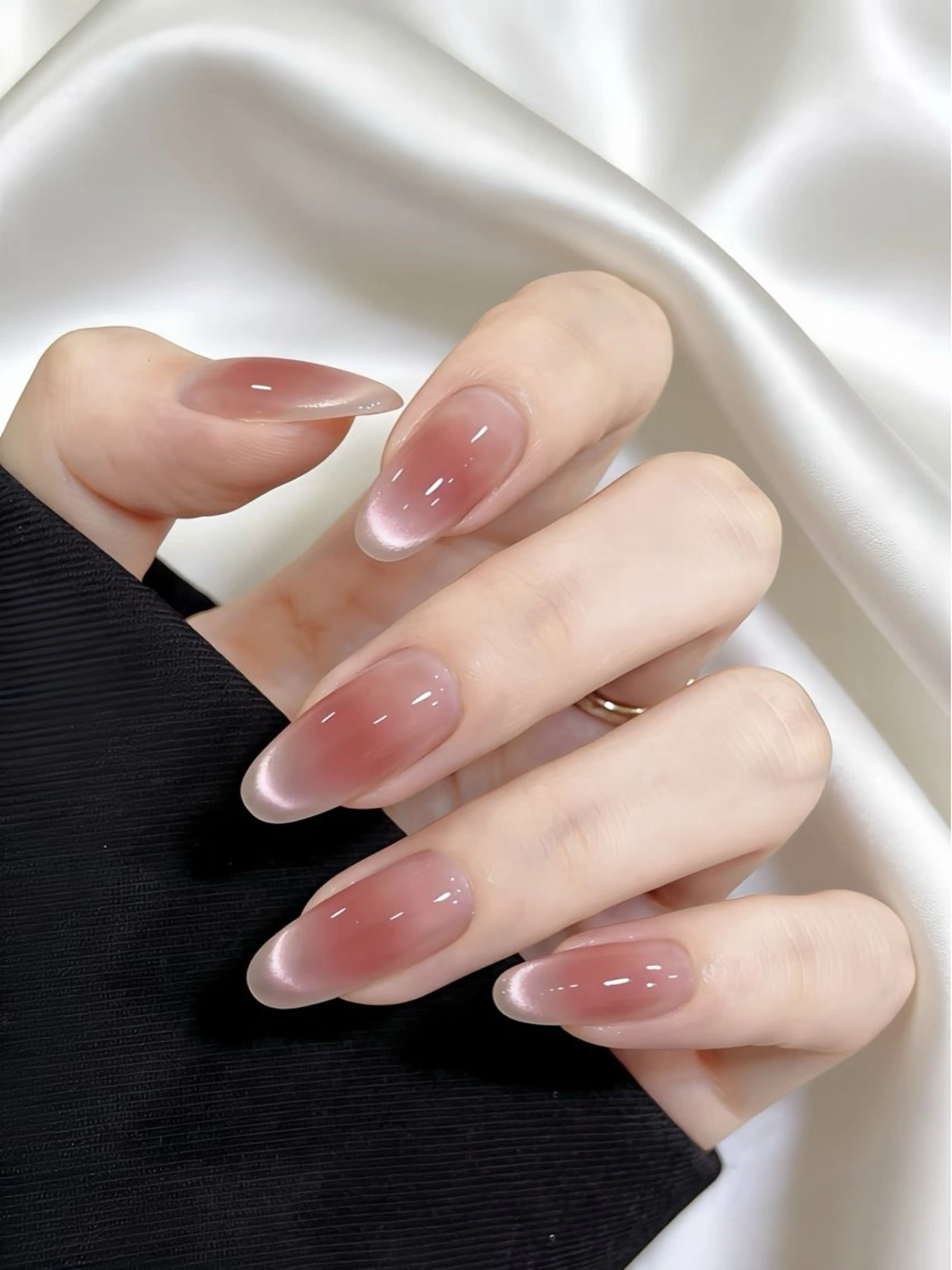 ネイル オーロラネイル チークネイル フレンチネイル ジェルネイル ガラスフレンチ NEW NAIL💞 yukiのネイルデザイン
