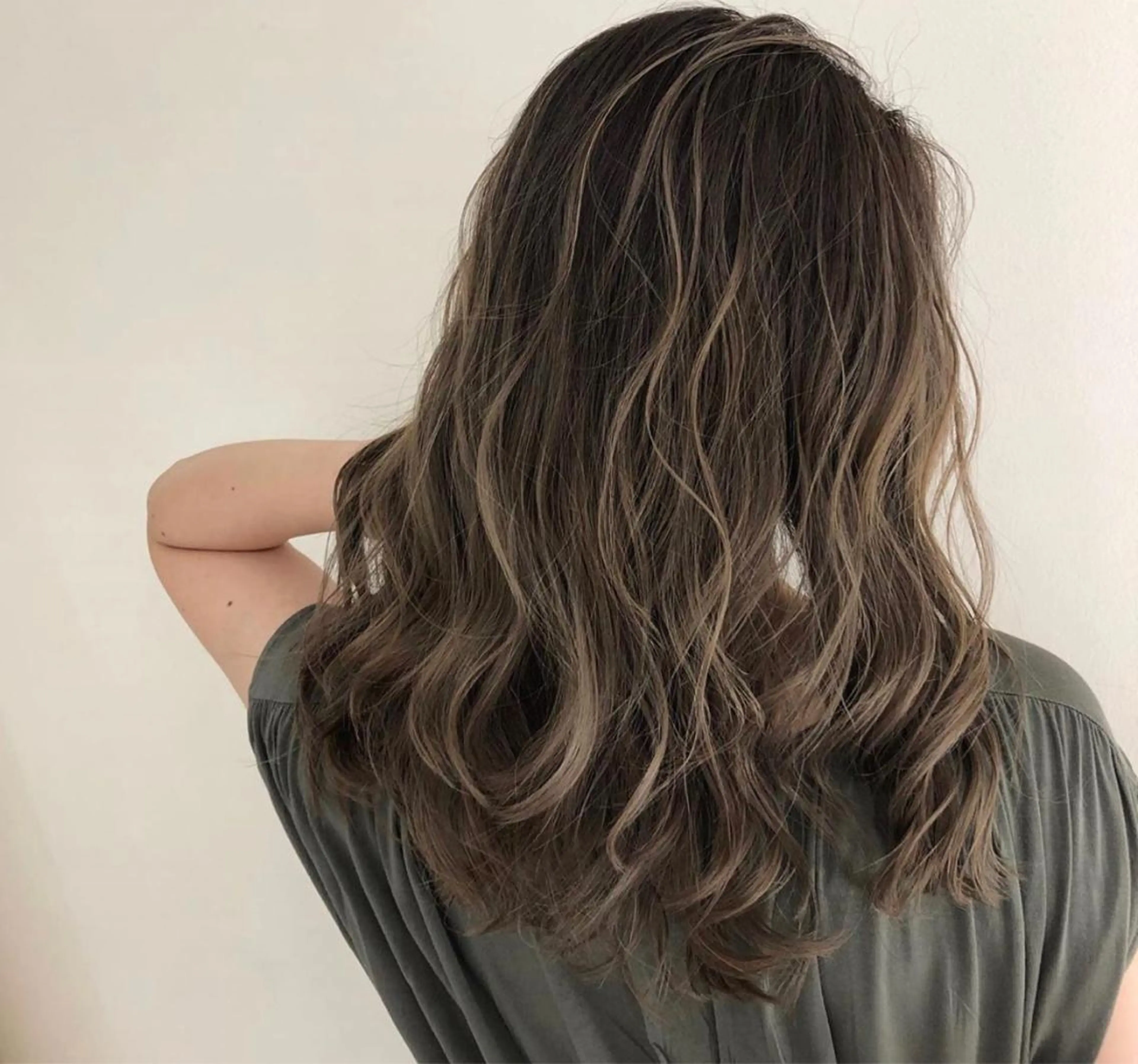 セミロング ALOHANA所属・naomi (夜間営業受付中★)のヘアスタイル