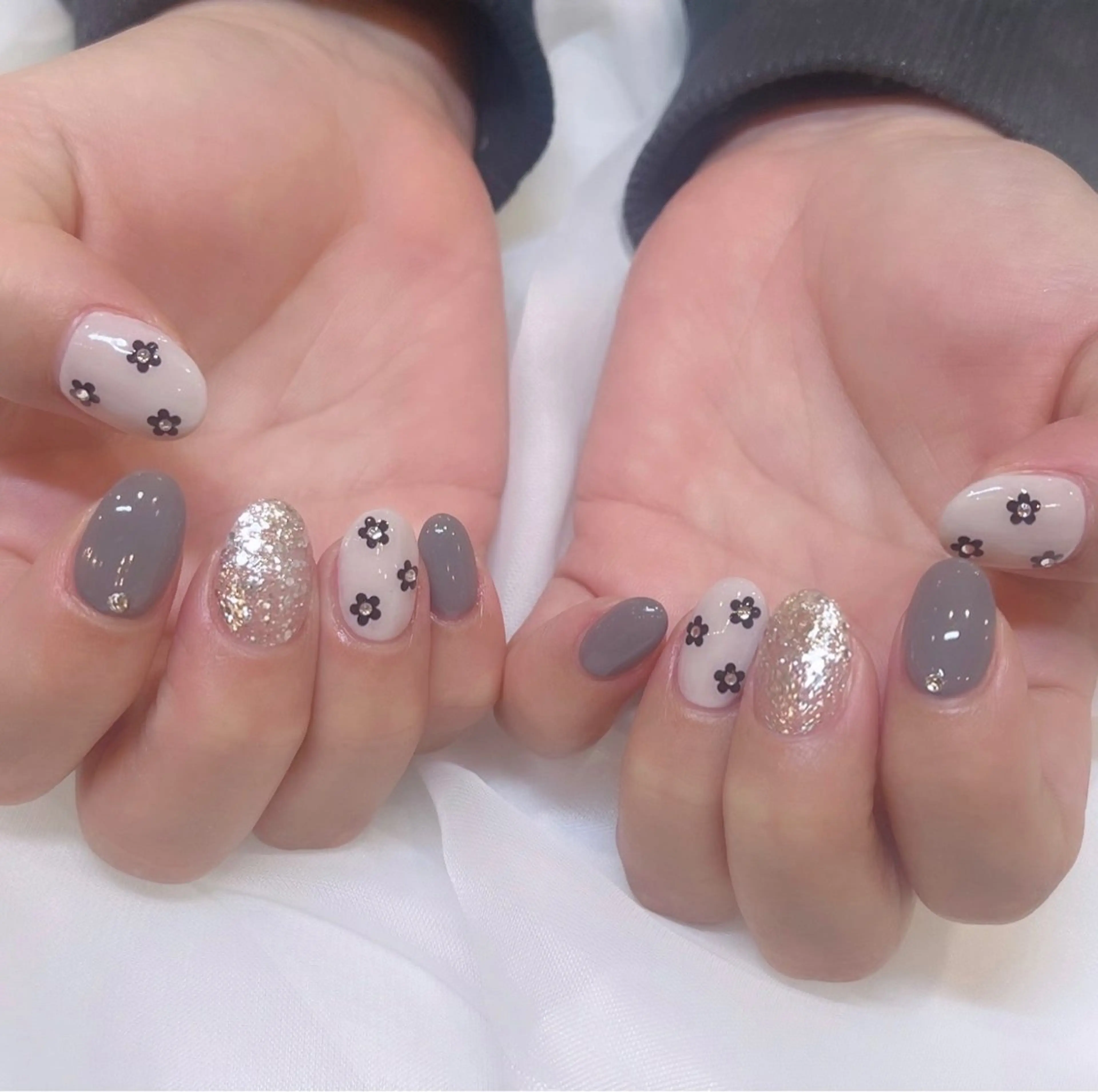 ネイル ハンドネイル emu sakiのネイルデザイン