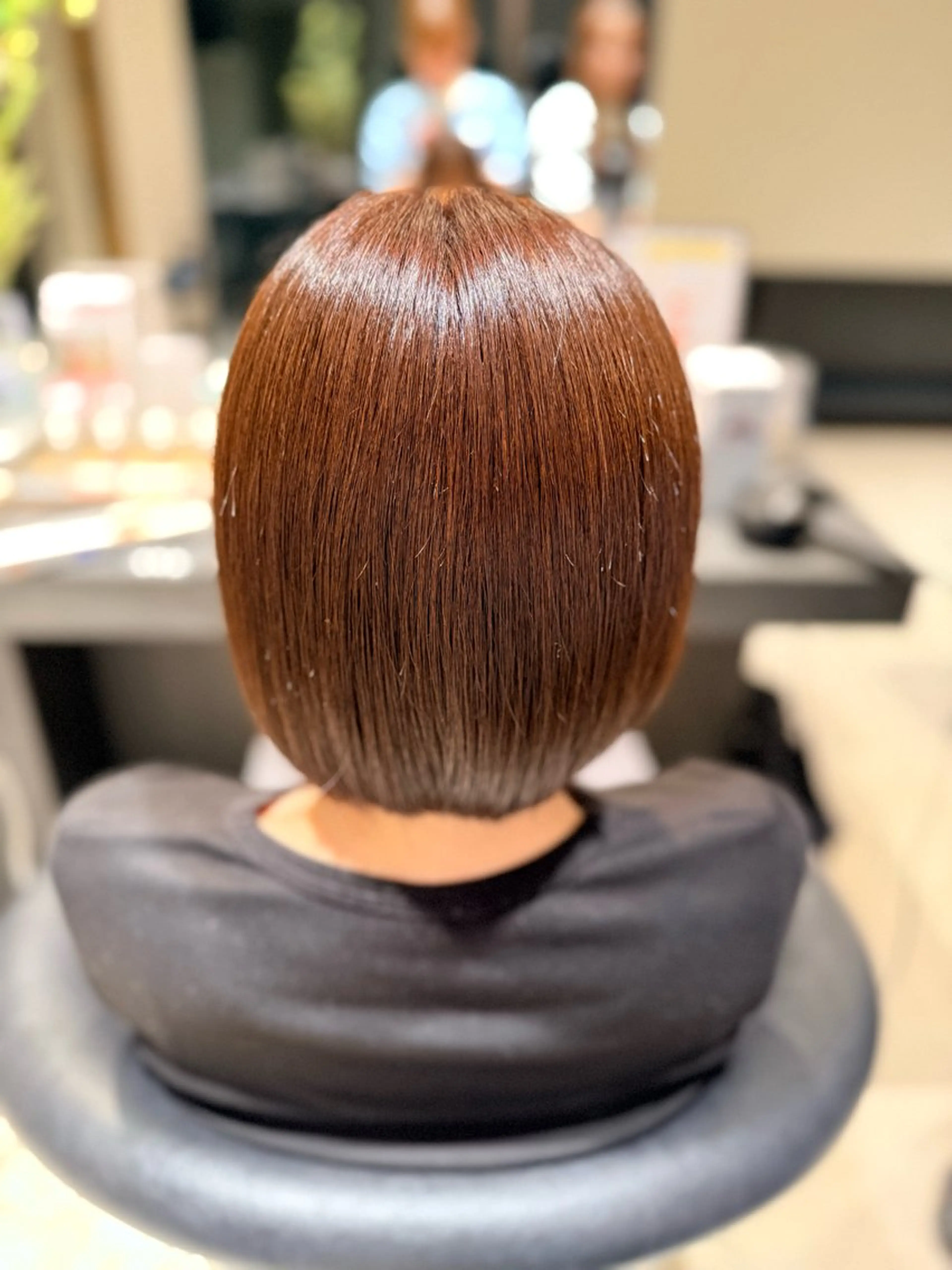 ミディアム カラー makita cocoroのヘアスタイル