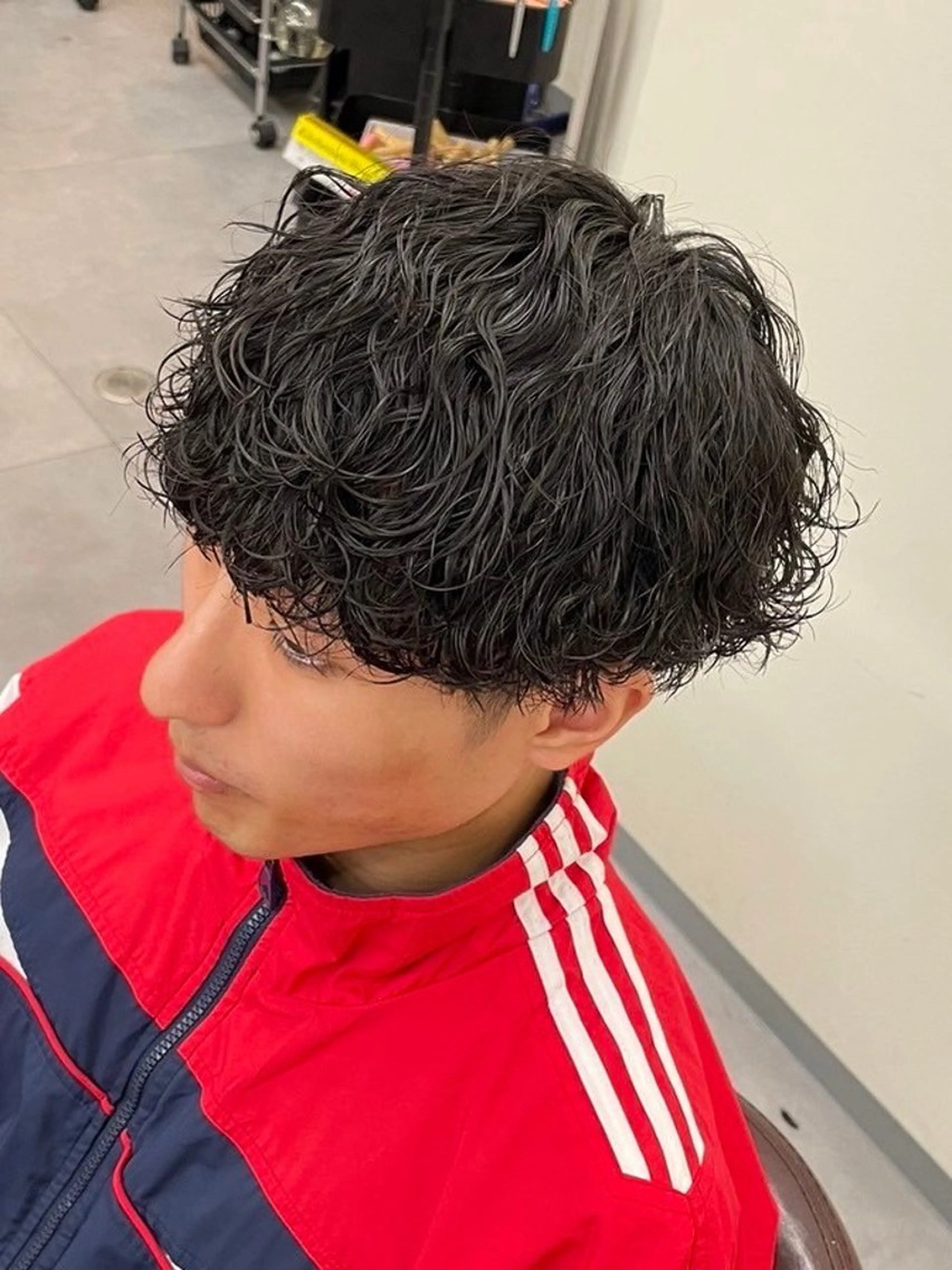 パーマ メンズ メンズカット/眉カッ ト/ブリーチ/シオリのヘアスタイル