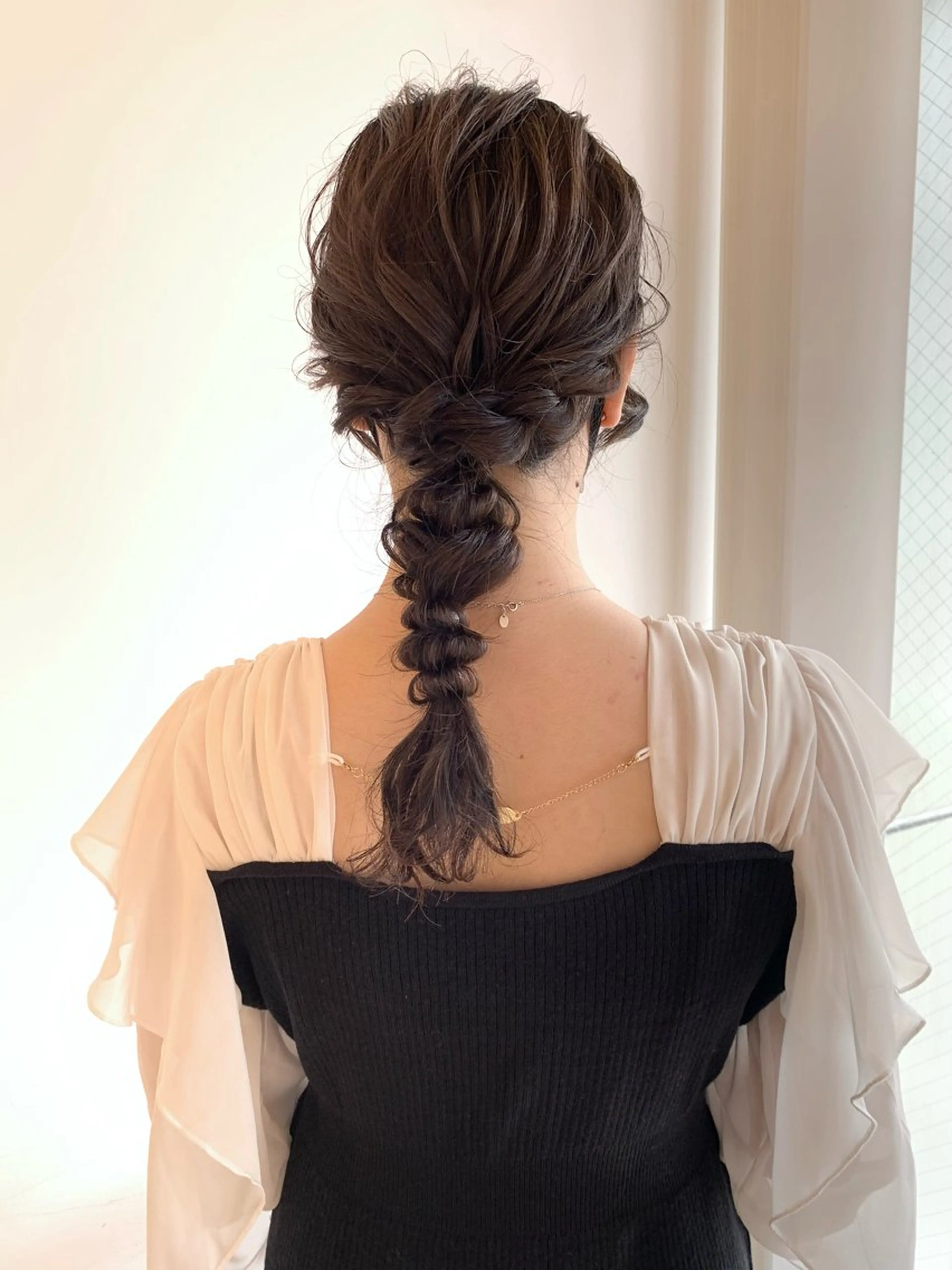 ヘアアレンジ moeka レイヤー /艶カラー/韓国のヘアスタイル