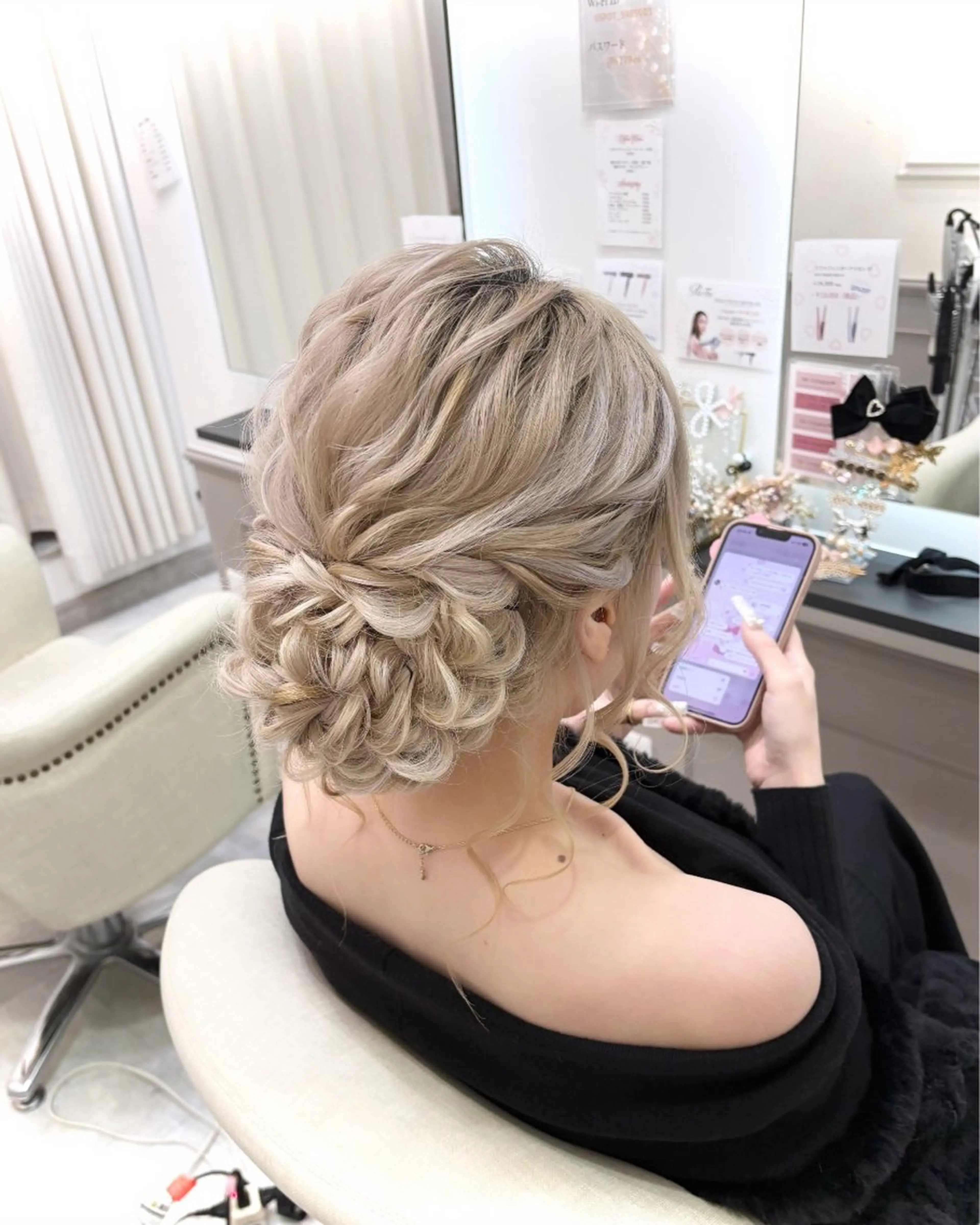 ロング ヘアアレンジ ヘアセット lien ヒジリのヘアスタイル