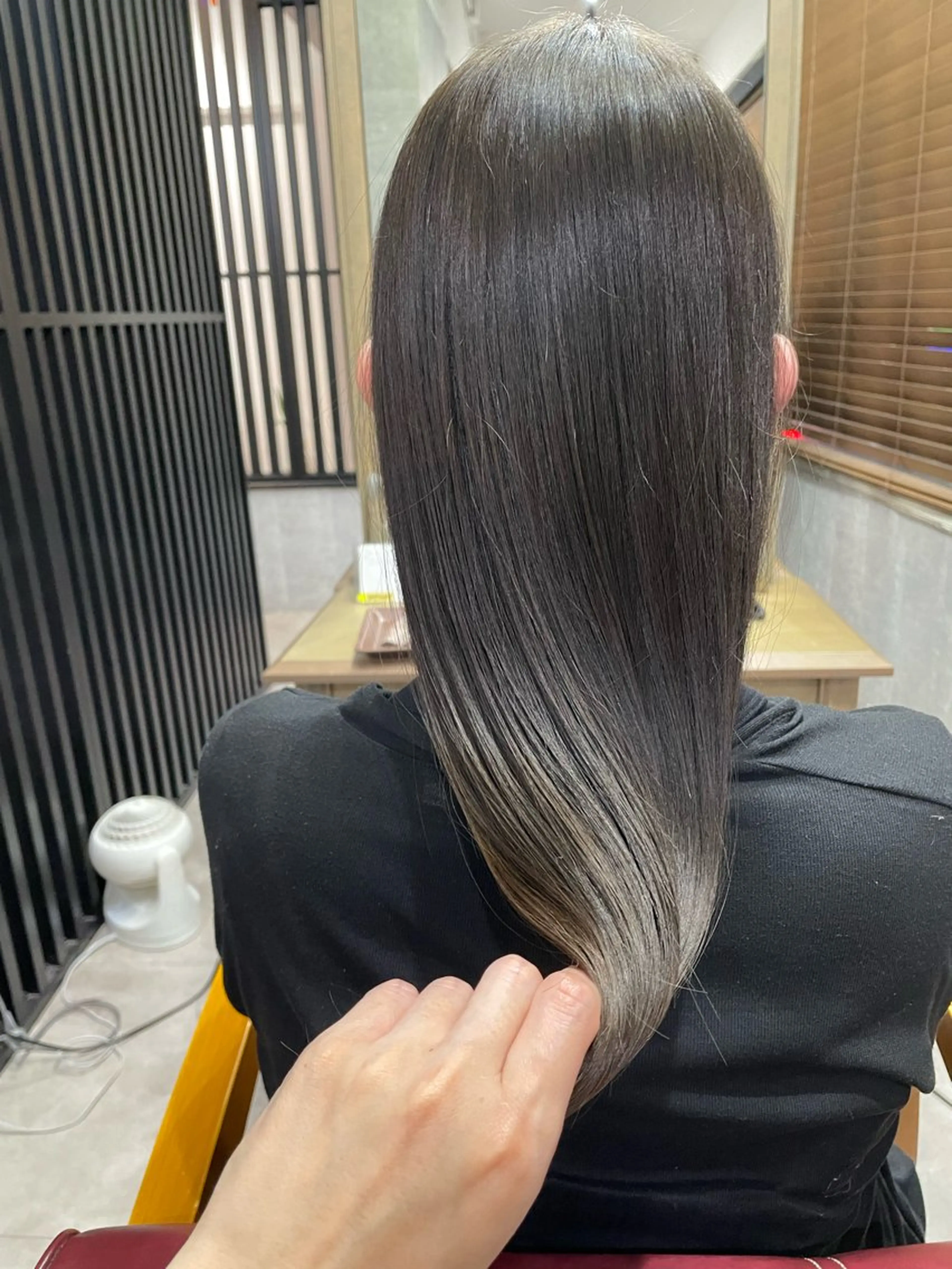 ミディアム ヘアカラー ROSSO ✂︎officialのヘアスタイル