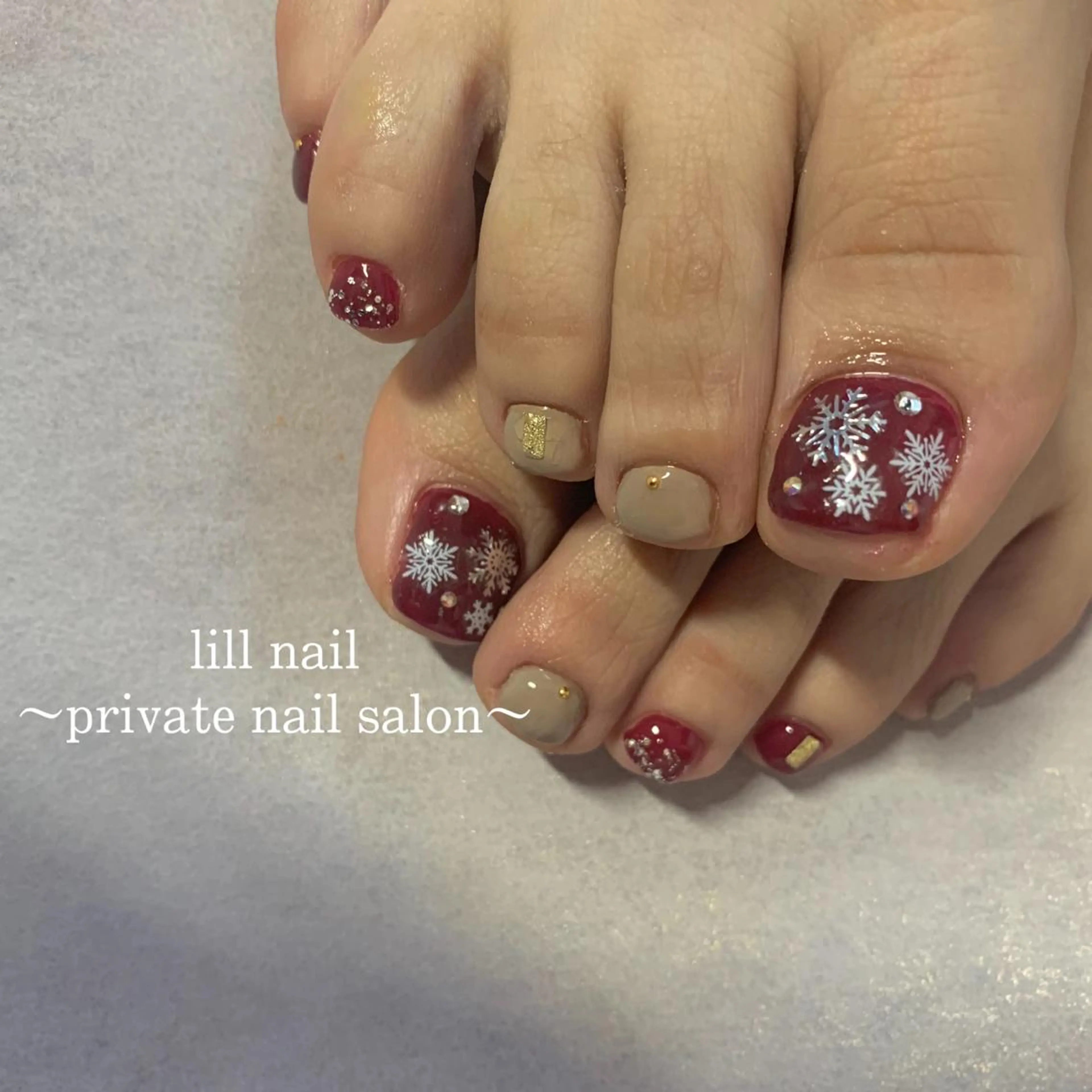 ミディアム pllia beautyのネイルデザイン