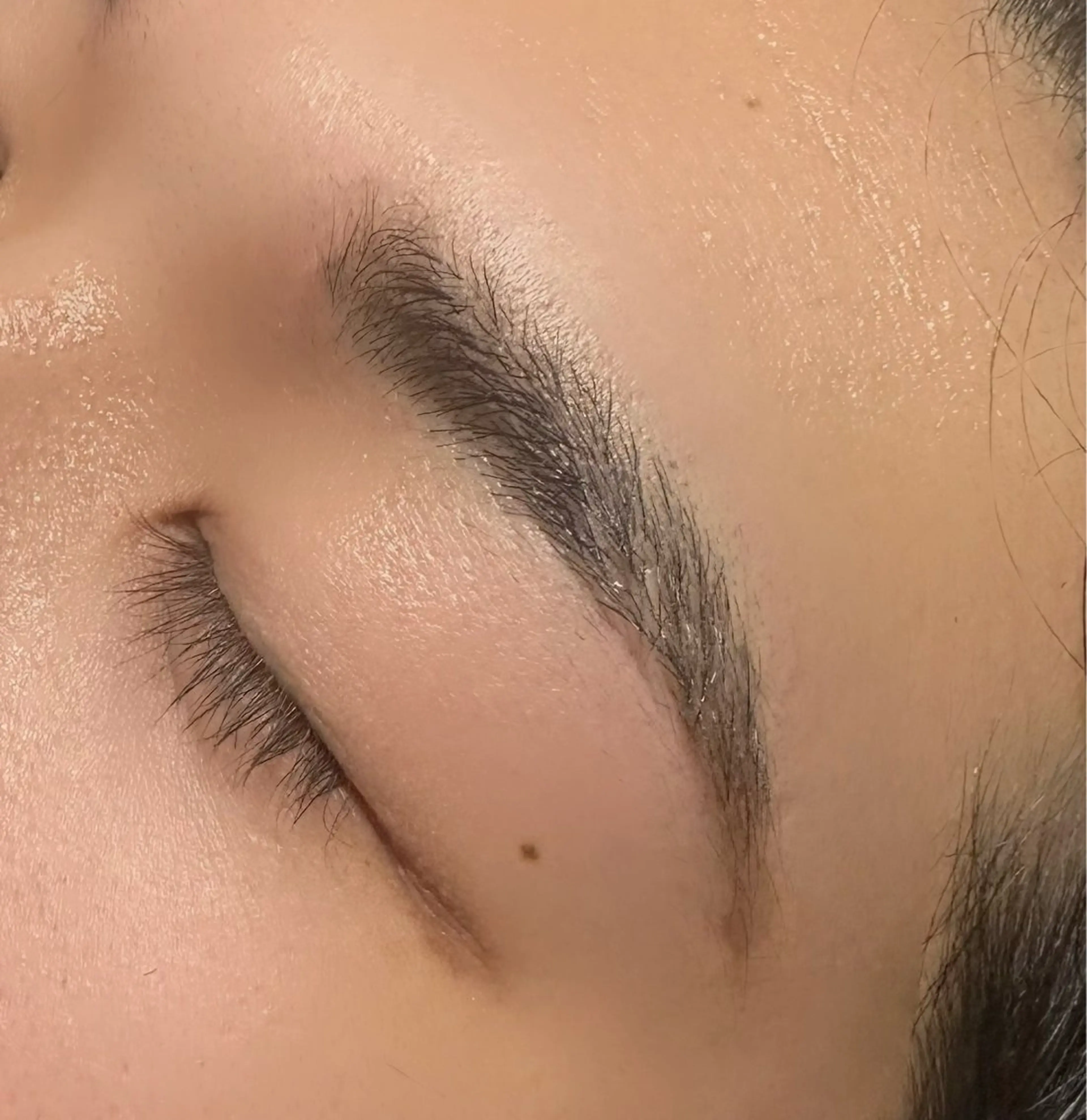 アイブロウ U. Reina🎀/梅田のマツエク・マツパデザイン