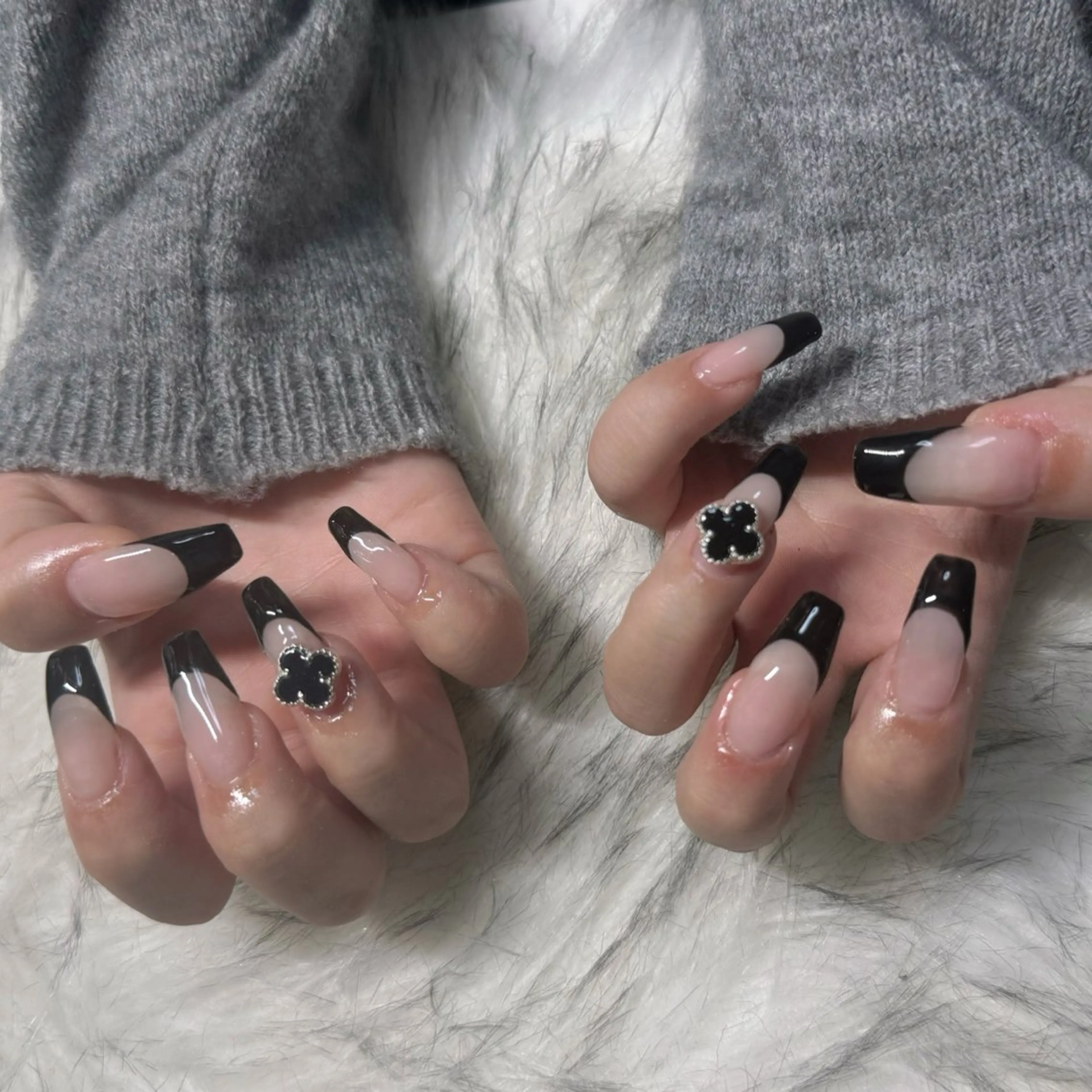 ロング ハンドネイル mao .のネイルデザイン