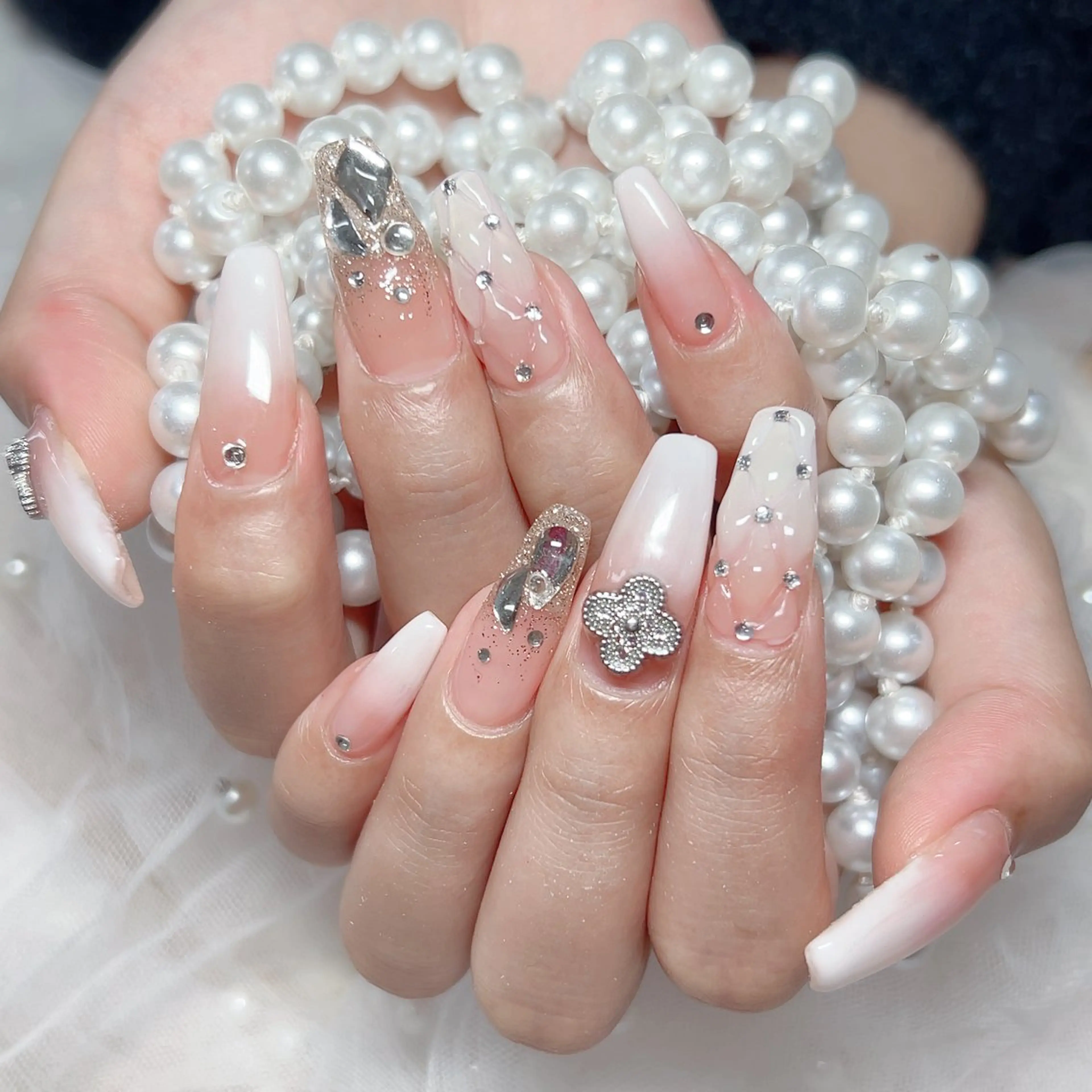 ネイル M🌷nail 長さだし専門店のネイルデザイン