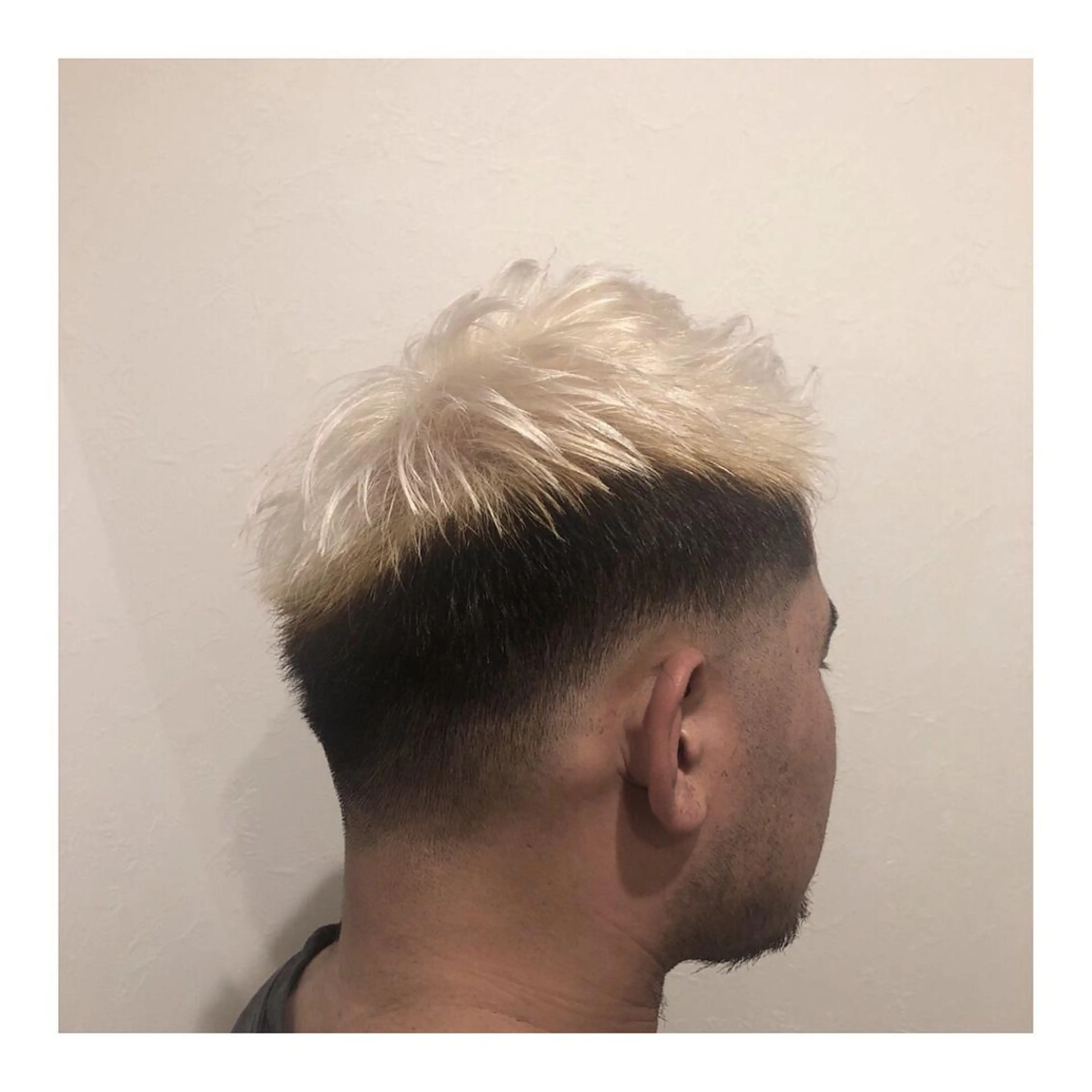 カラー メンズ メンズブリーチ ブリーチ ケアブリーチ 無料カットモデル募集 BLINK京橋店のヘアスタイル