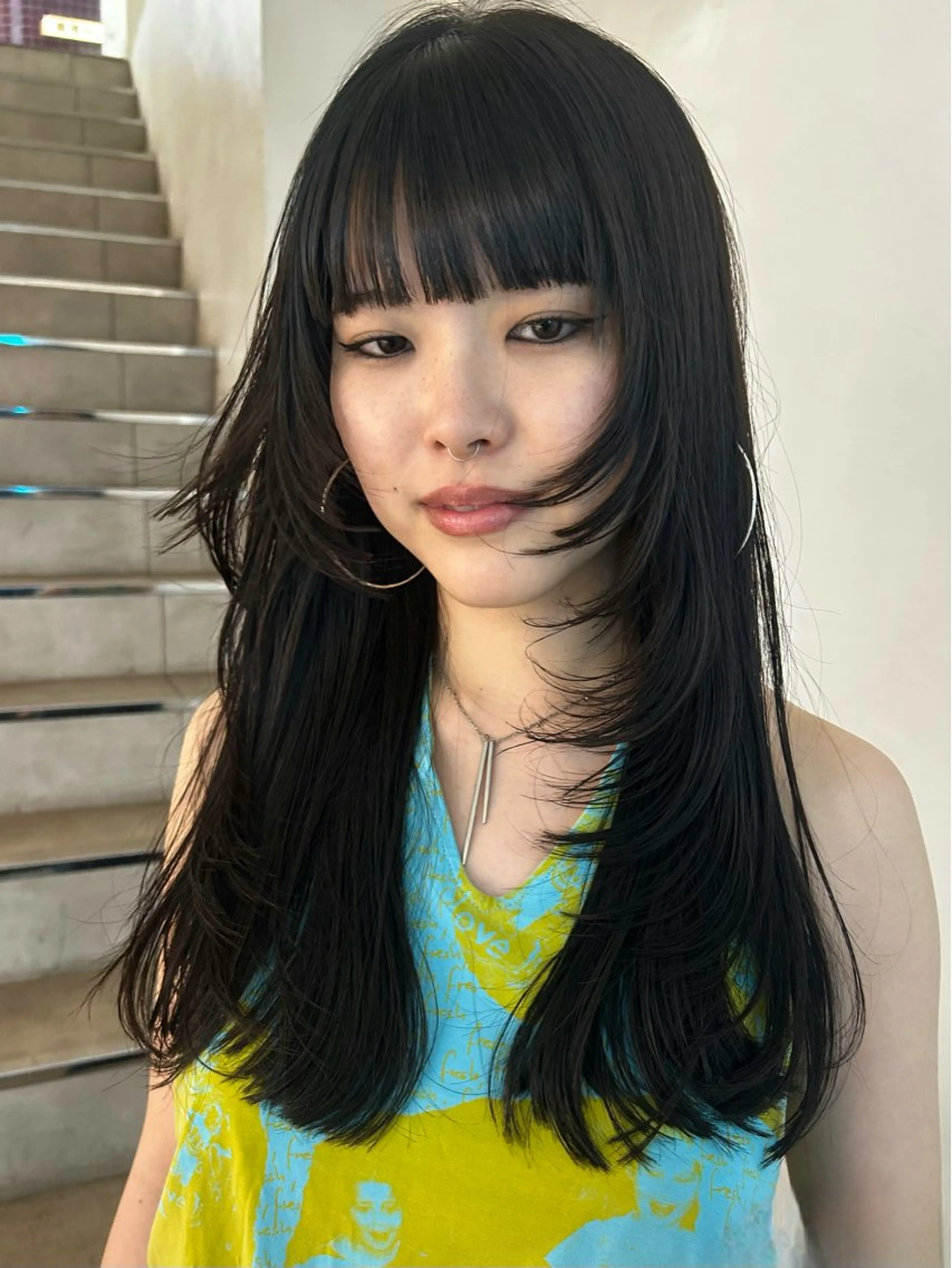 ミディアム カラー ヘアカラー 🌟暖色系ハイトーン 🌟AIのヘアスタイル