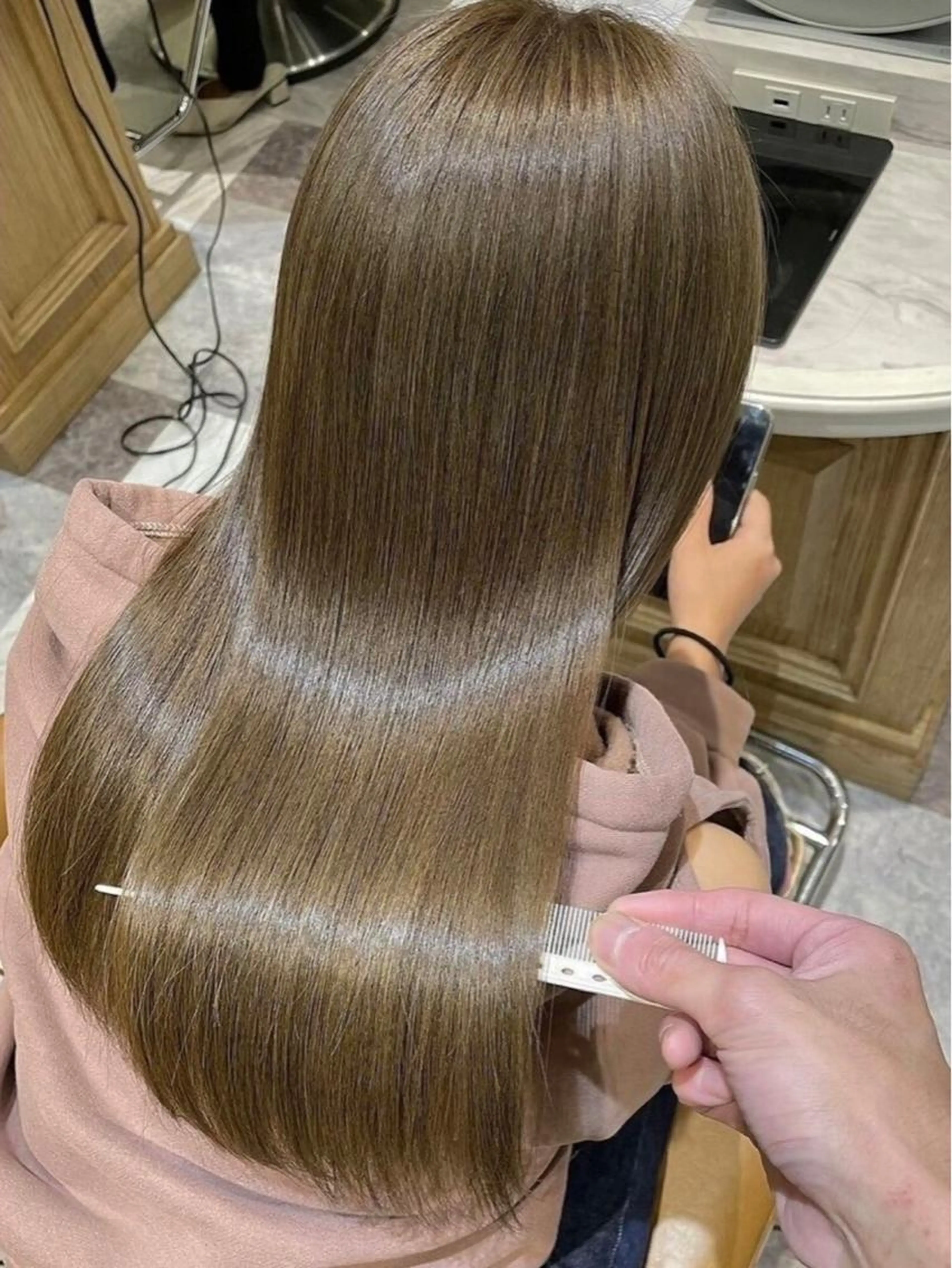 ✨業界で話題沸騰中✨カット＋カラー＋高濃度髪質改善トリートメントの写真