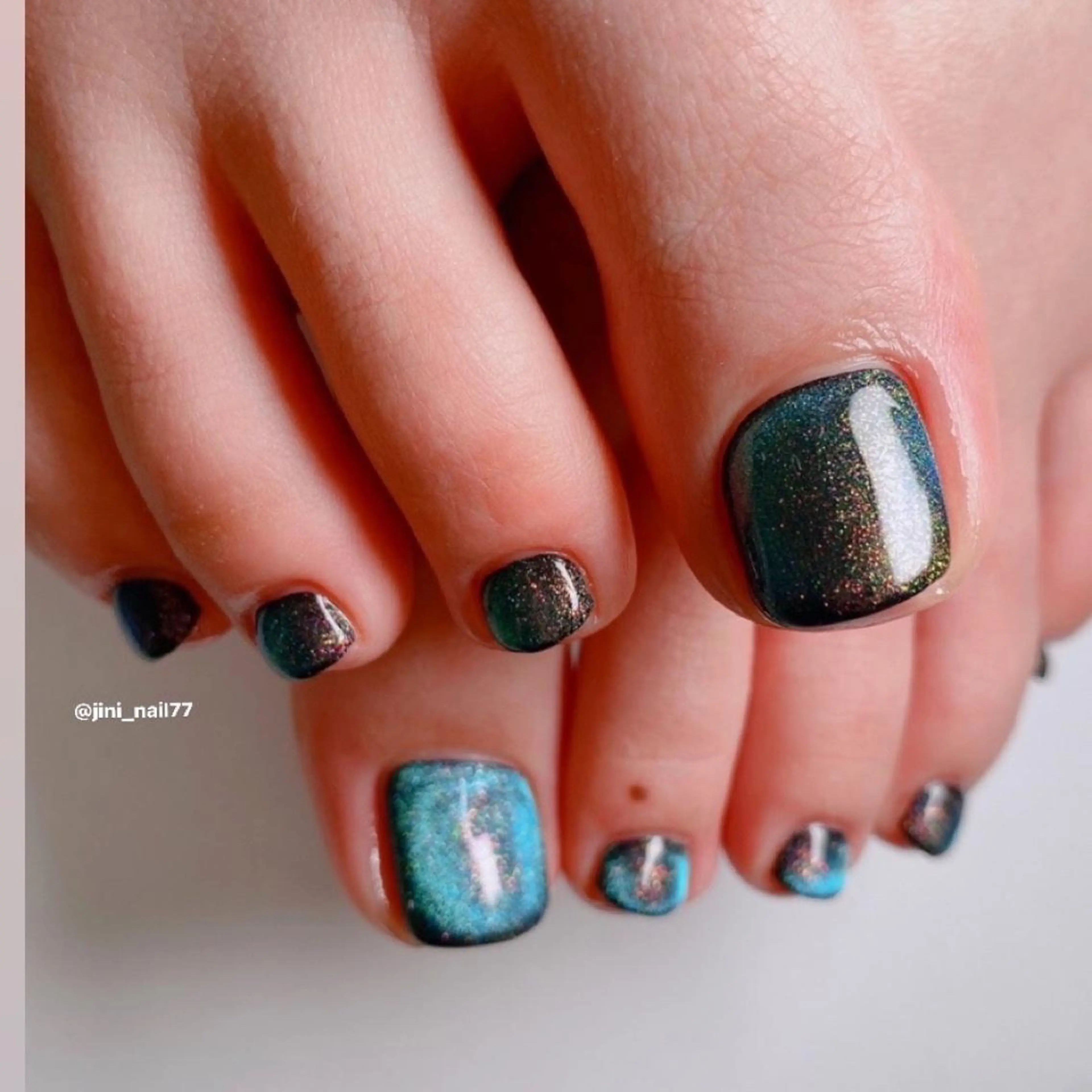 ネイル JINI NAIL所属・ジニ ネイルのネイルデザイン