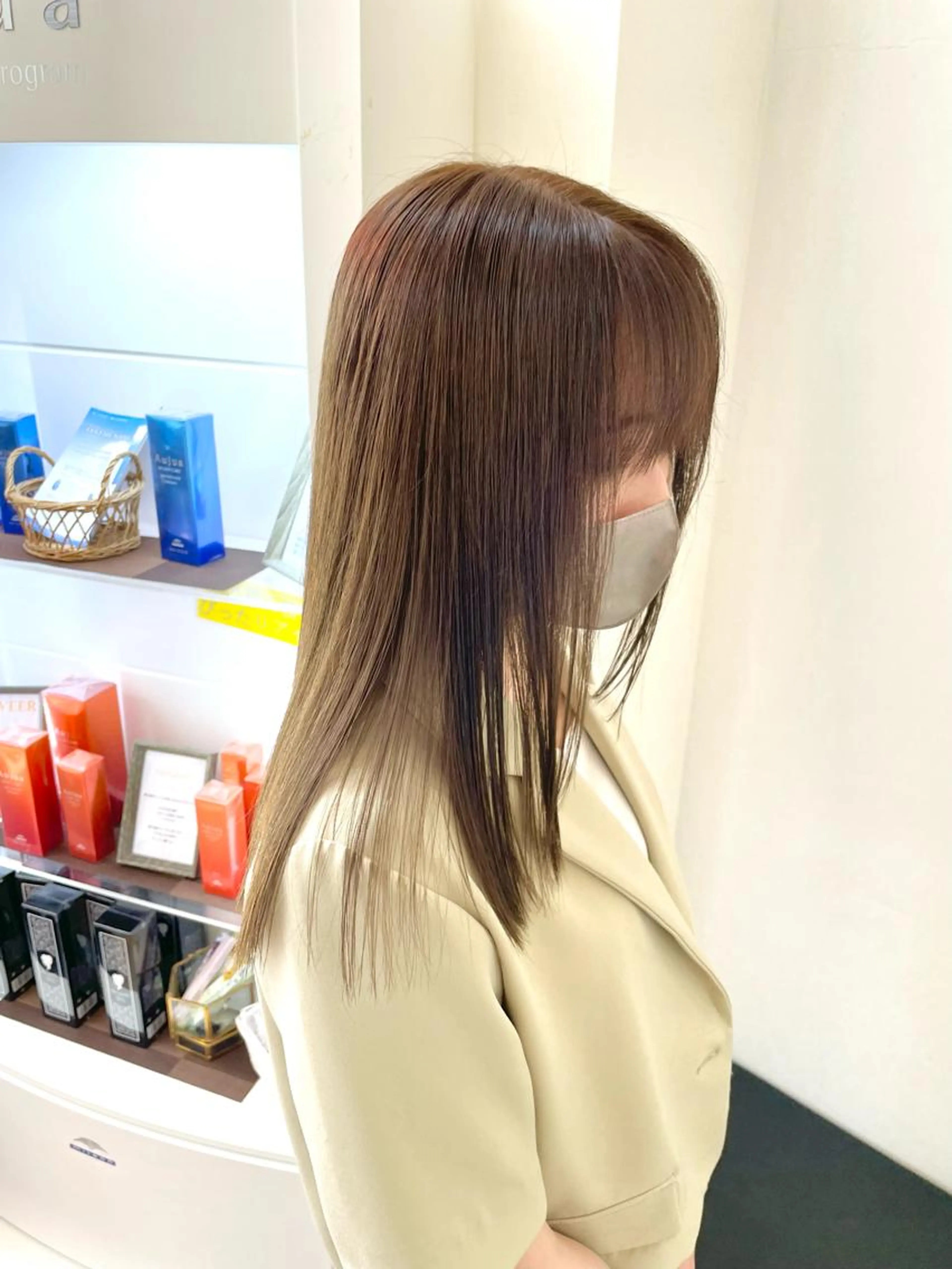 透明感カラー＋髪質改善トリートメントの写真