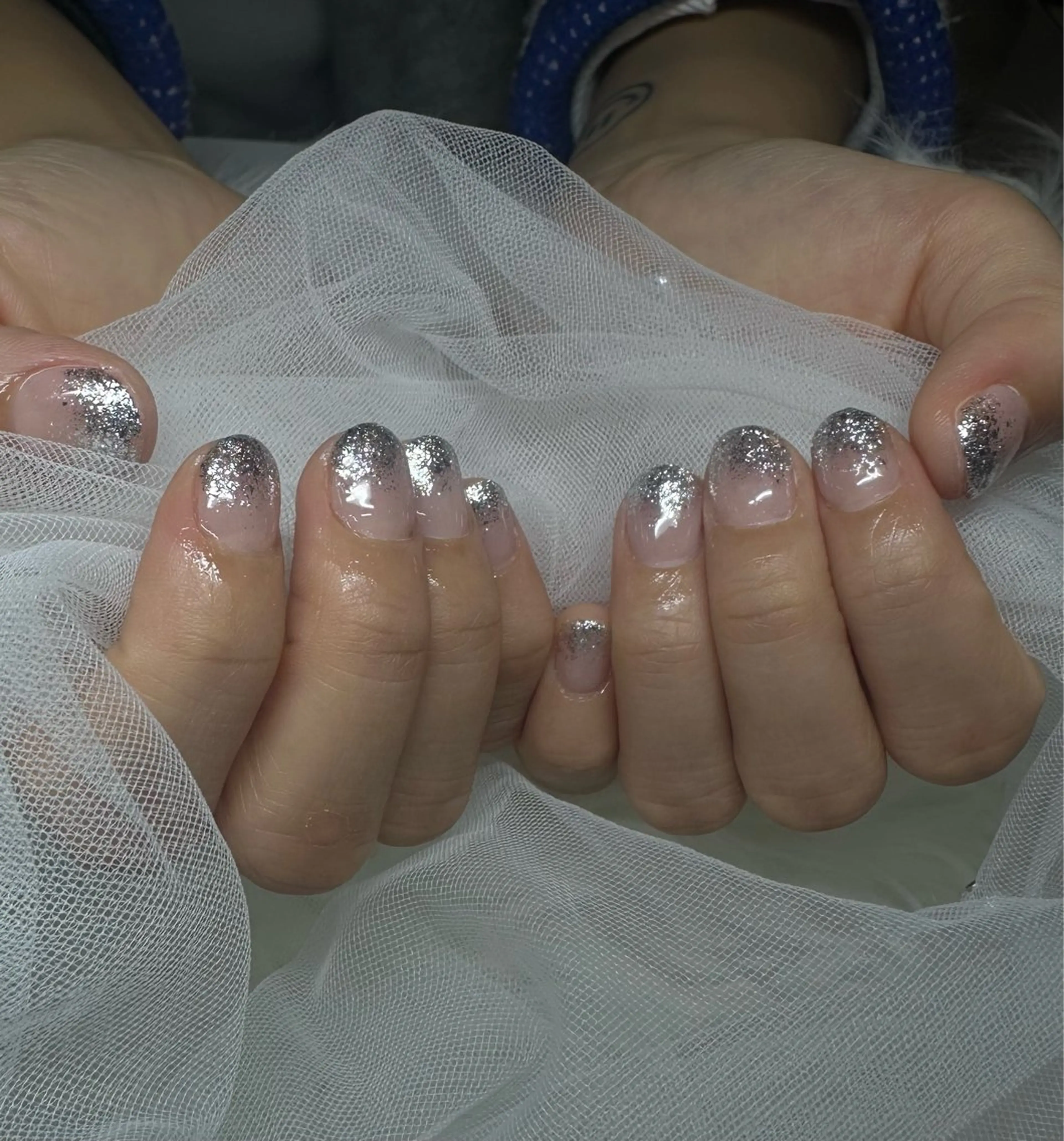 ネイル ラメ(グリッター) ラメグラデーション シルバー ハンドネイル Rave所属・touma Rinaのネイルデザイン