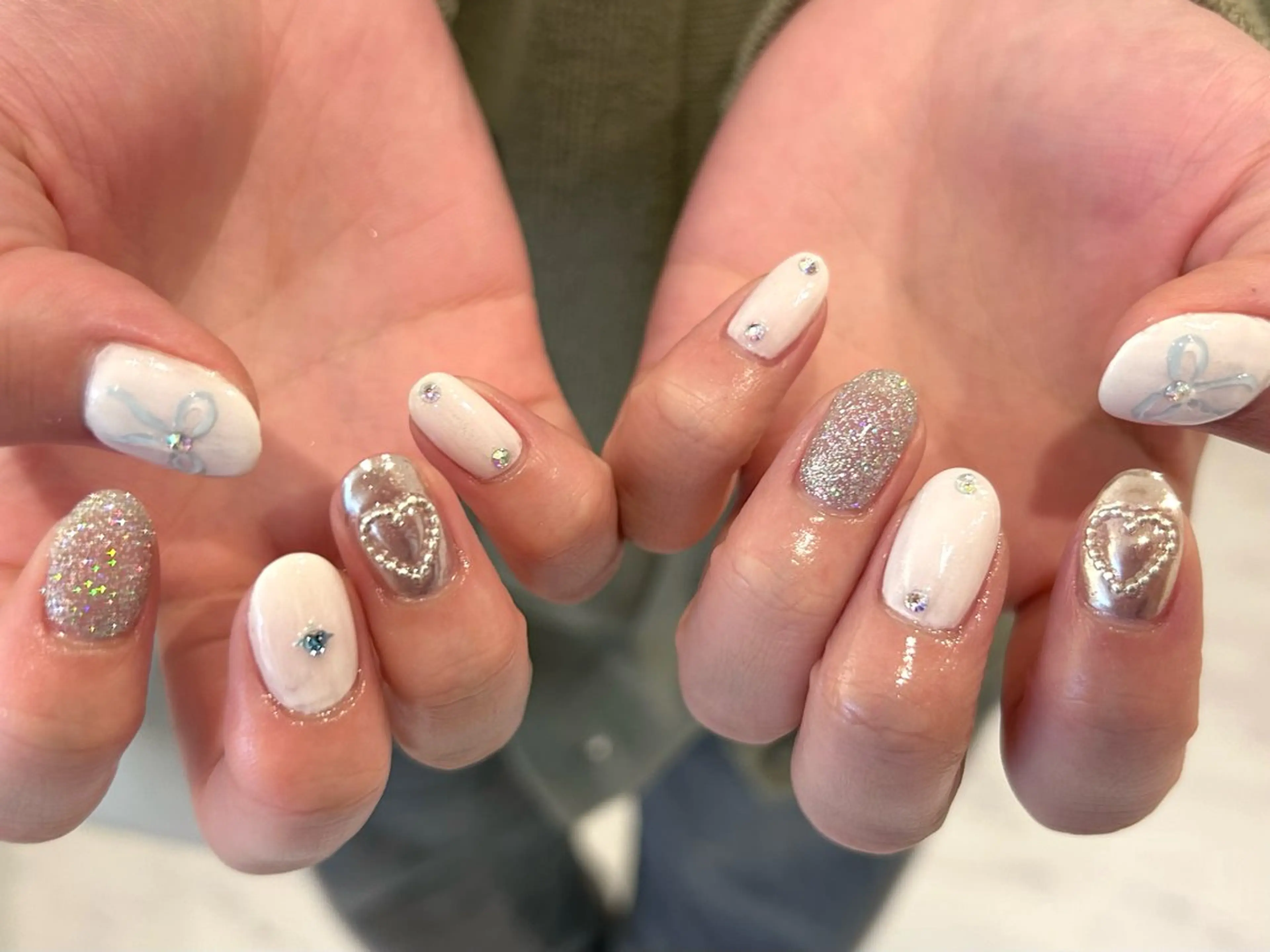 ネイル HENECY💞 SHIERIのネイルデザイン