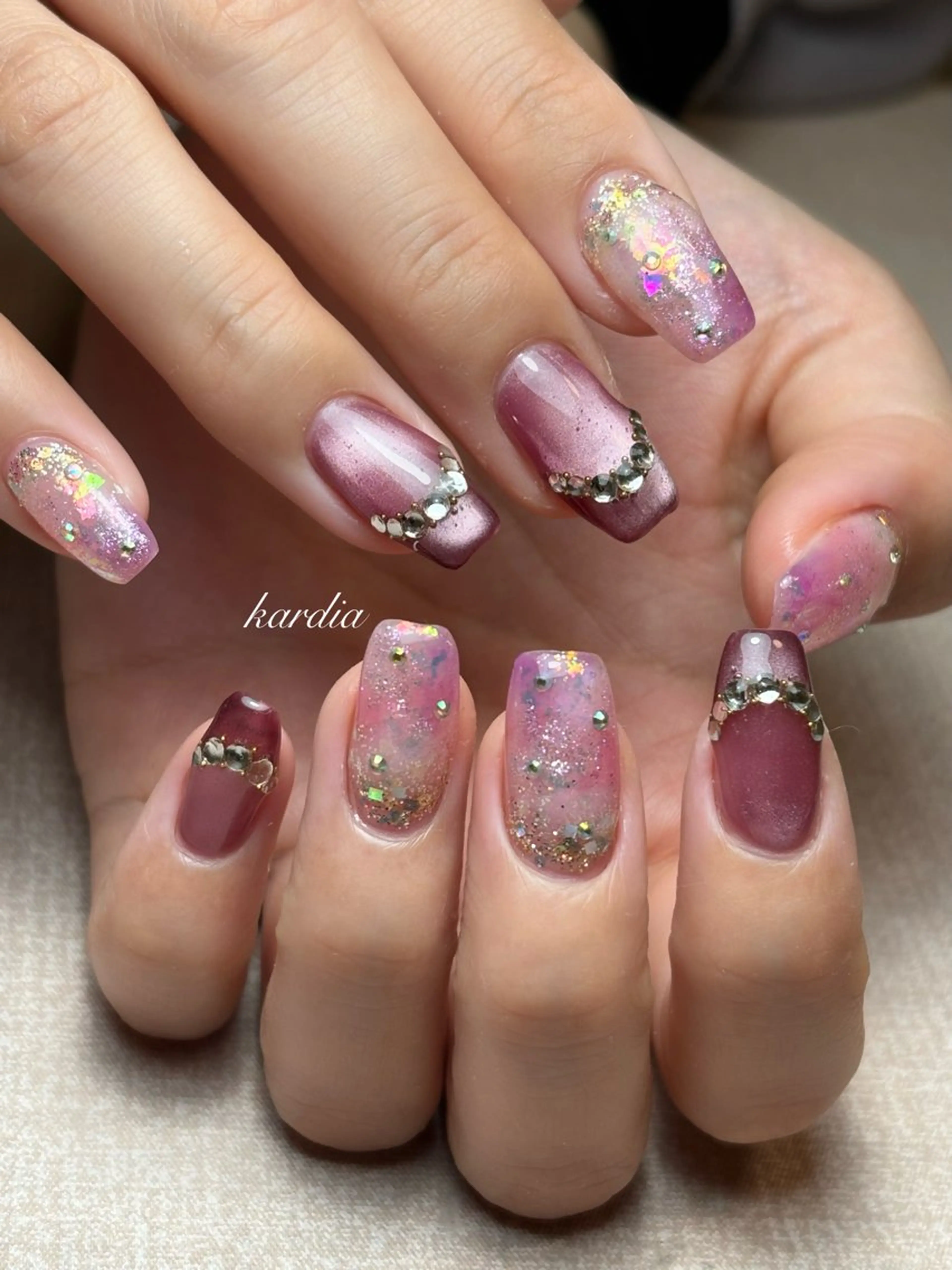 ネイル ハンドネイル καρδιά -ｶﾙﾃﾞｨｱ-のネイルデザイン