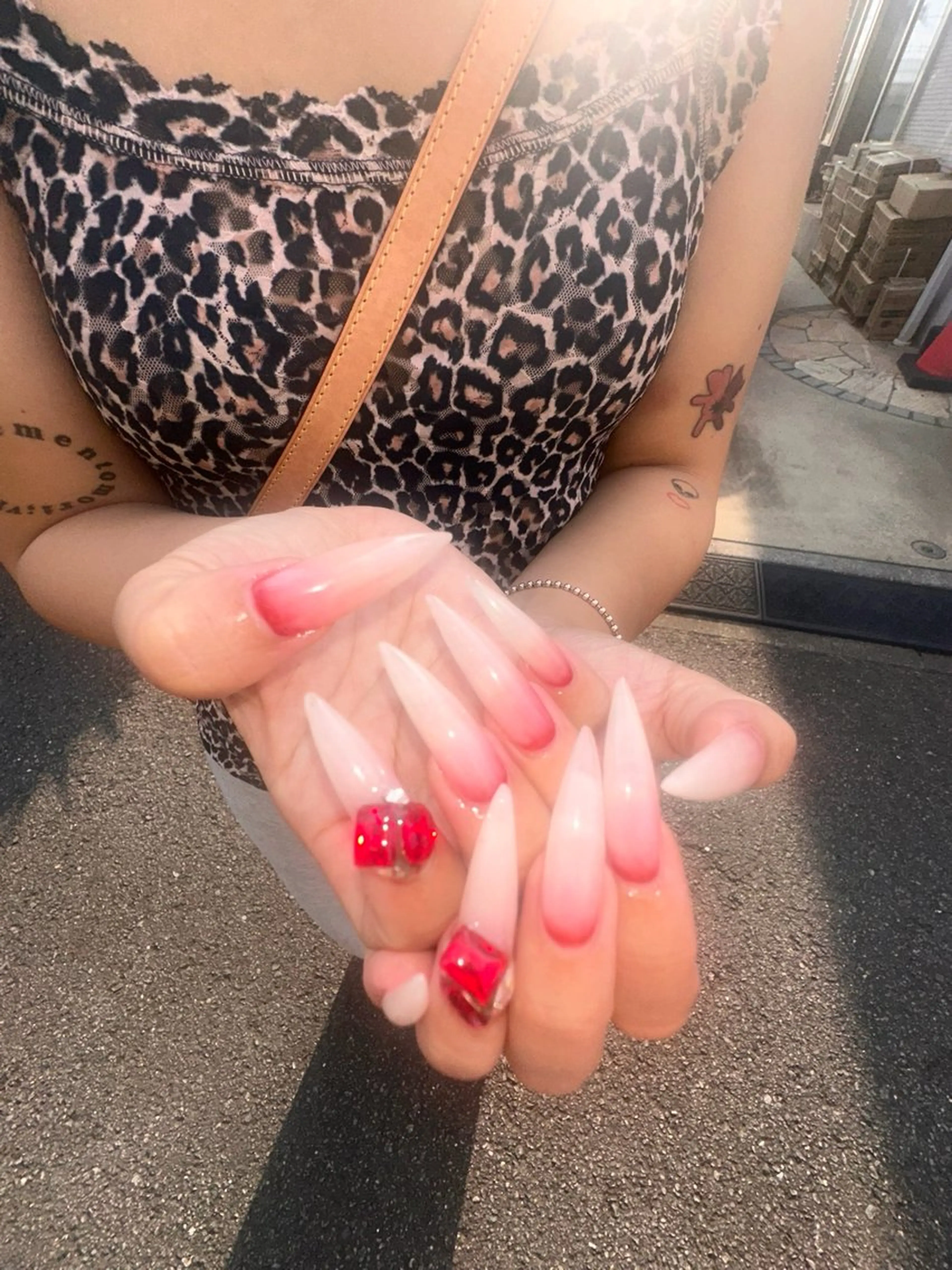 ネイル 持ち込み Nail&Eye hanaのネイルデザイン