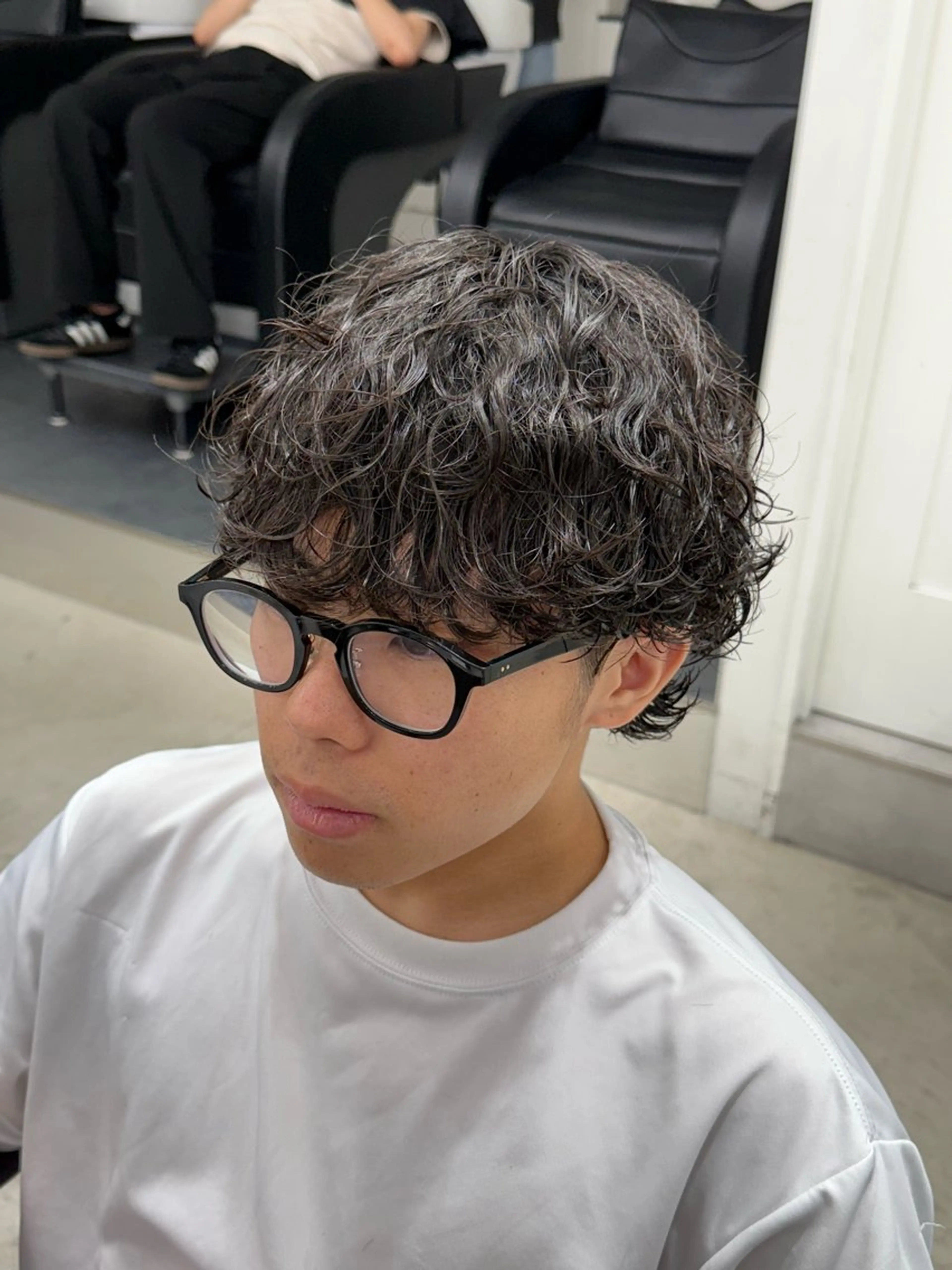 パーマ メンズ 深谷 侑亮のヘアスタイル