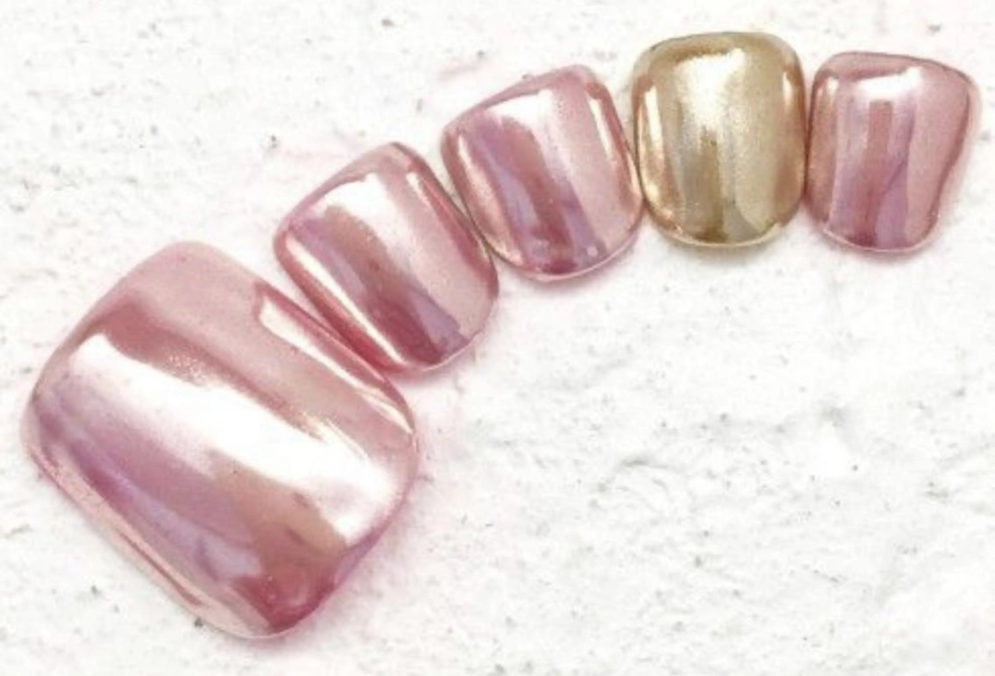 ご新規様 フット 5.500円 カラー作成🆗 ジェルネイル ミラーネイル ワンカラーの写真