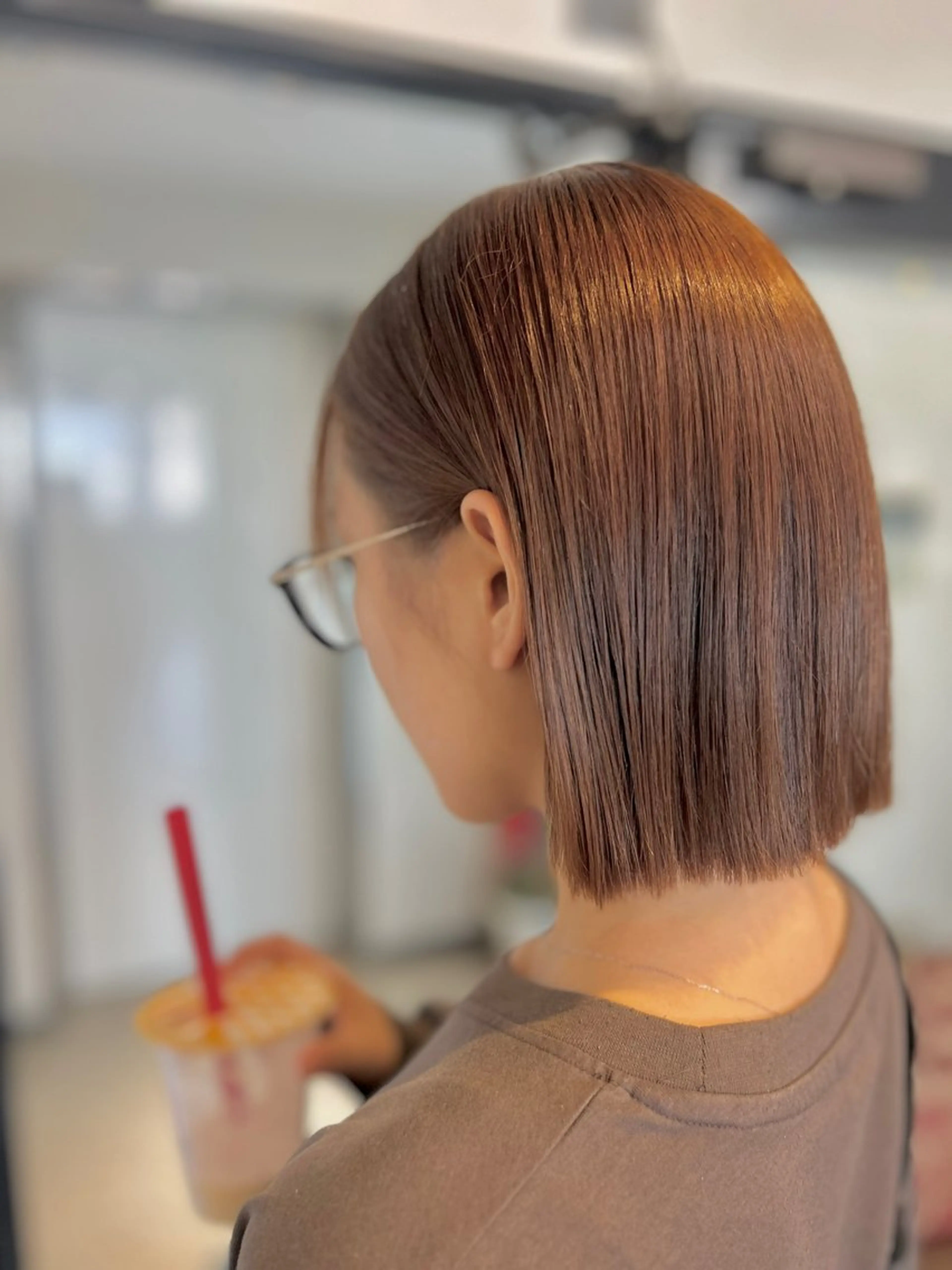 ショート 切りっぱなしボブ ボブ カット ヘアカラー beat立川店所属・Julia🖤 🌬️🩵のヘアスタイル