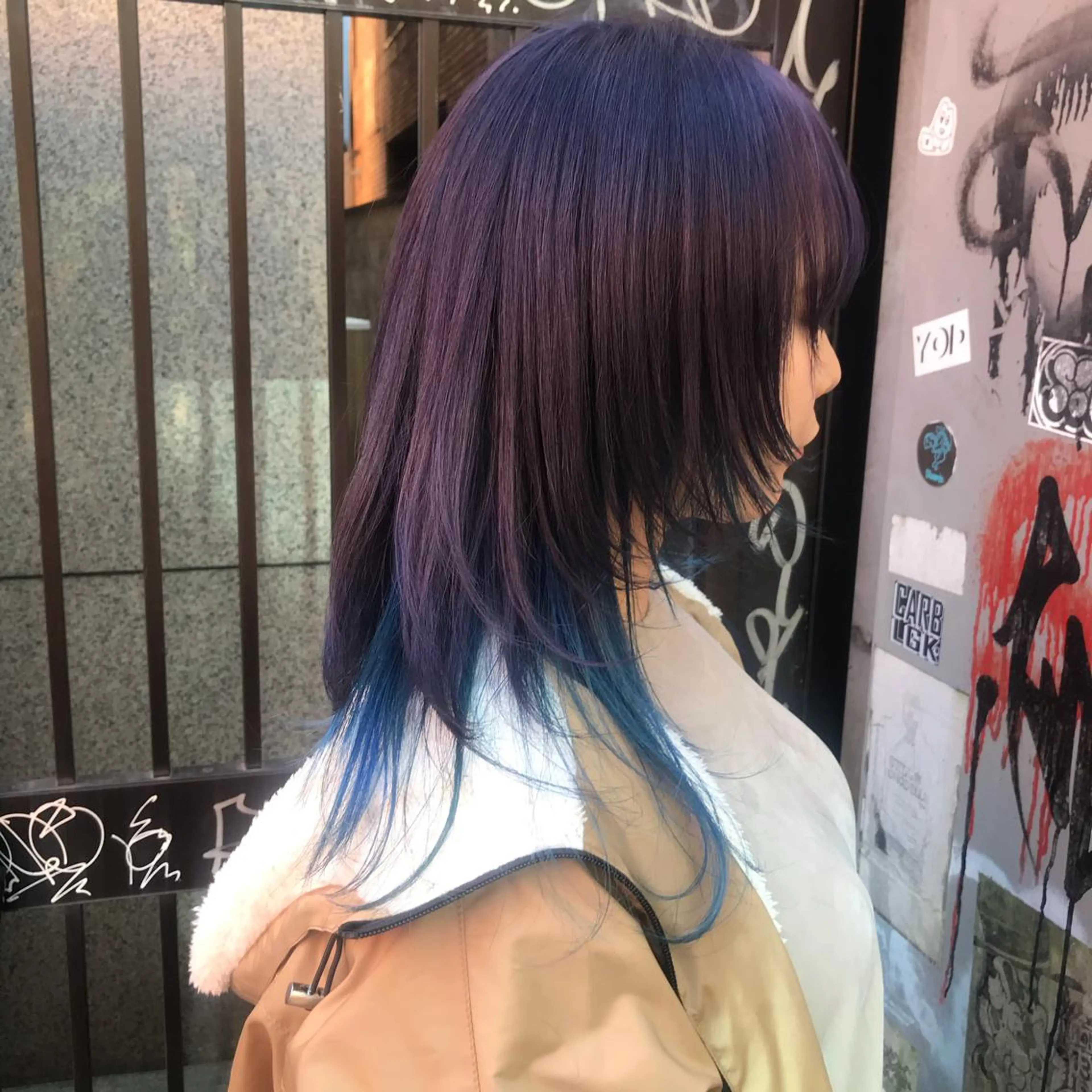 セミロング カラー アクアカラー ブルーカラー ブルーラベンダー ラベンダーカラー ウルフカット ホワイト&レイヤーカ ットエクステ長畠俊輔のヘアスタイル