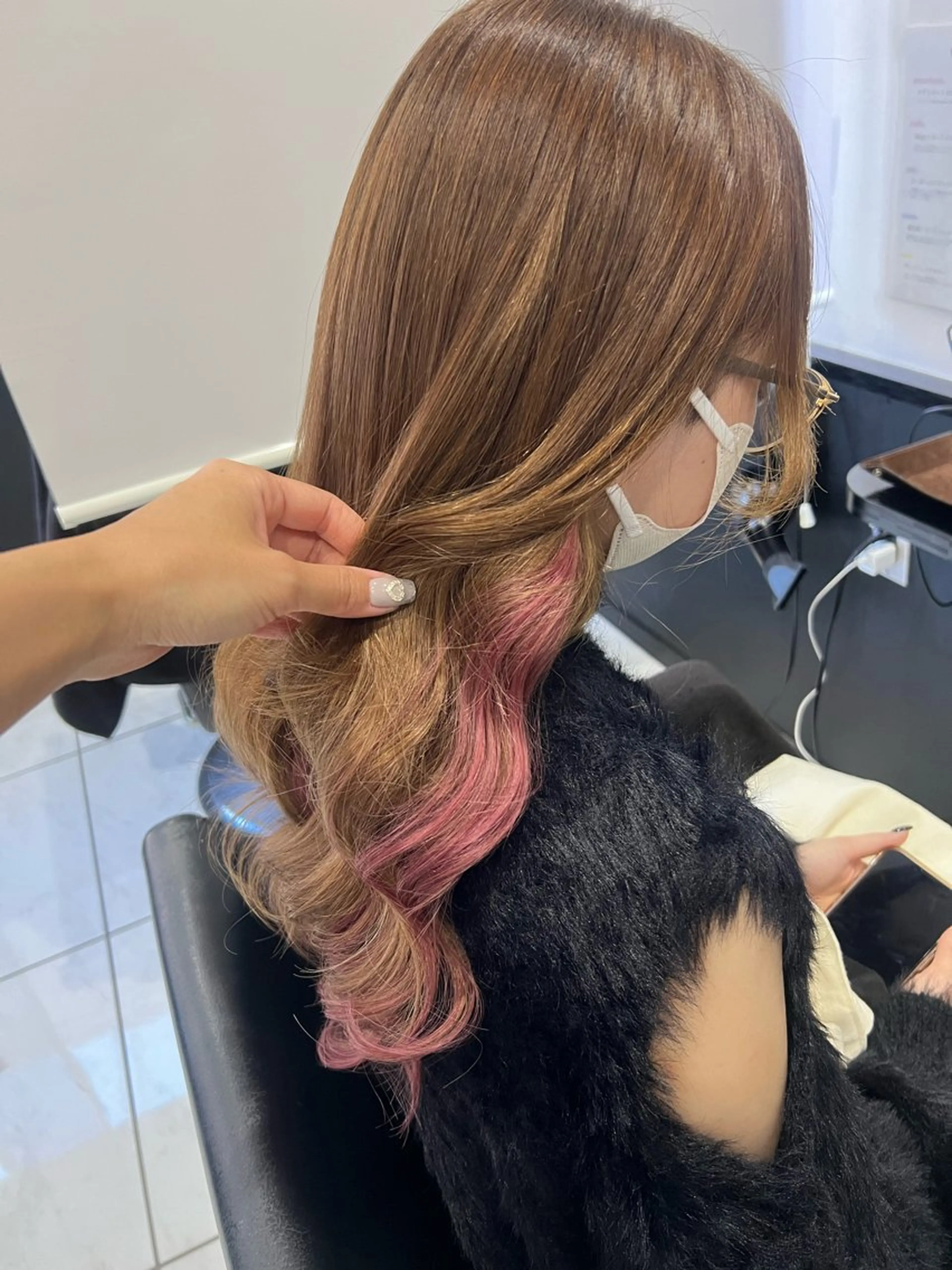 ロング カラー プルエクステ ベージュカラー ピンクカラー エクステ ヘアカラー トリートメント エクステ YUDU🍊 germe/ジェルムのヘアスタイル
