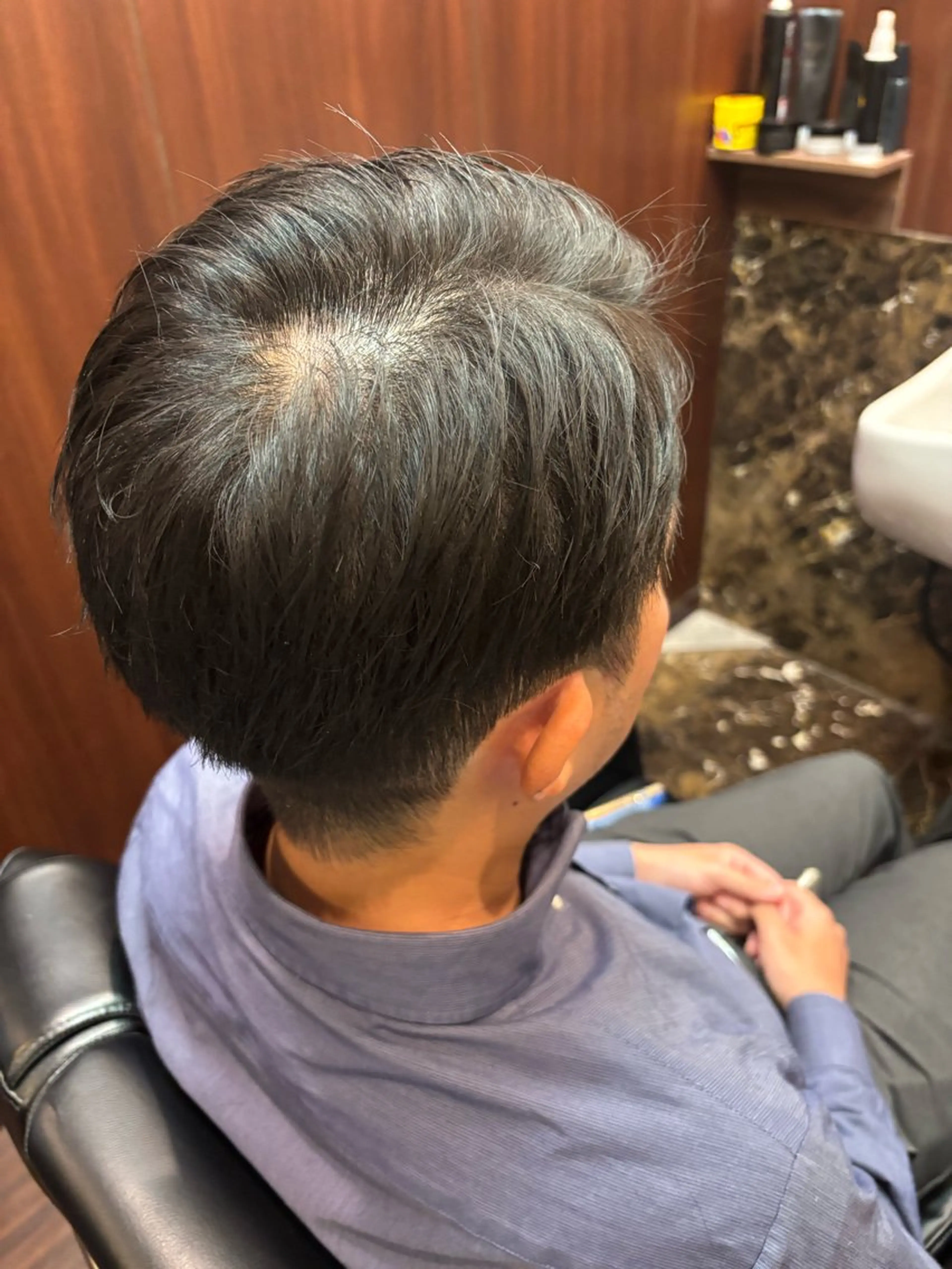 ミディアム メンズ ツーブロック 刈り上げ HIRO GINZA ヘアーサロン新橋銀座口店所属・松橋 海渡のヘアスタイル