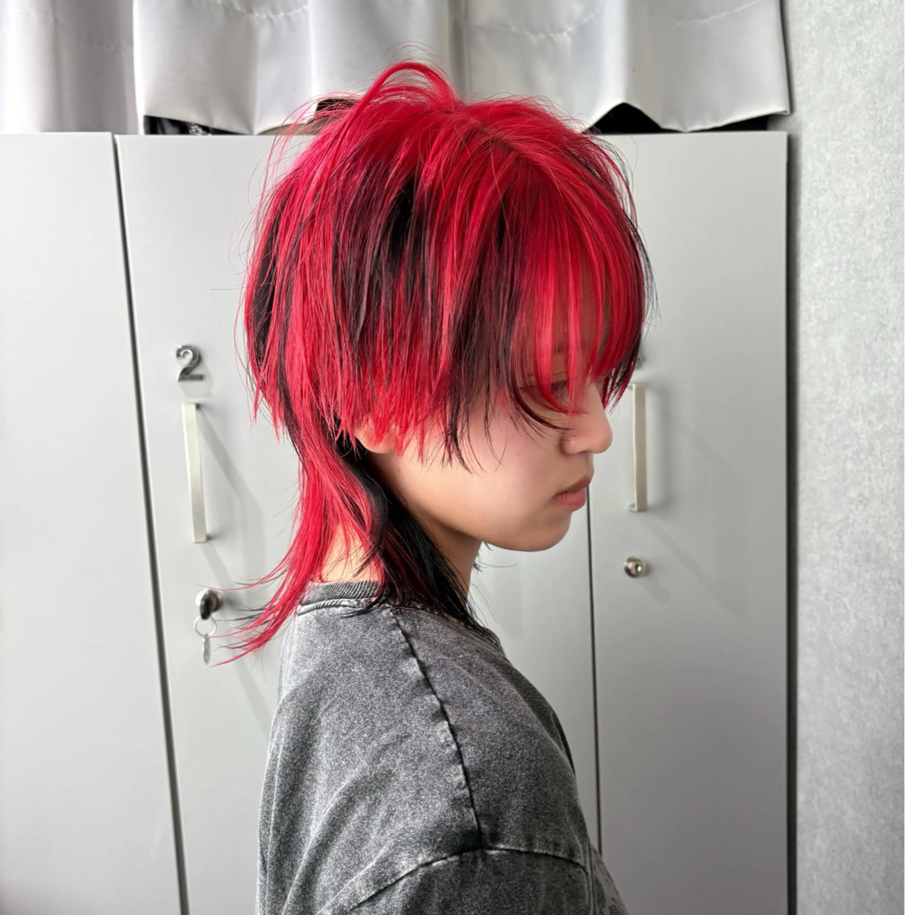 ショート カラー シャギー ウルフカット カット ヘアカラー トリートメント rilas博多所属・博多JYUI/ウルフ ハイトーン/デザインのヘアスタイル