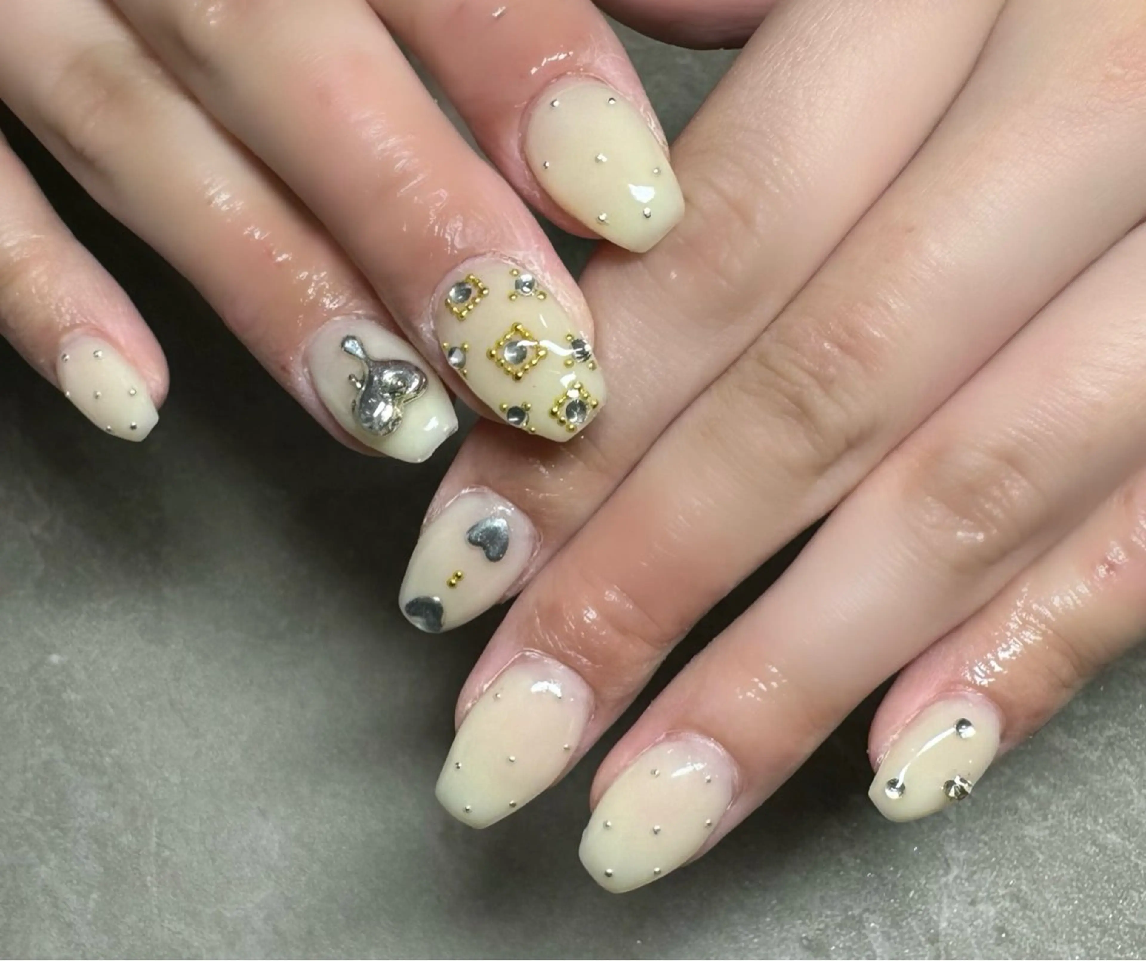 ネイル LAVISH nail salonのネイルデザイン