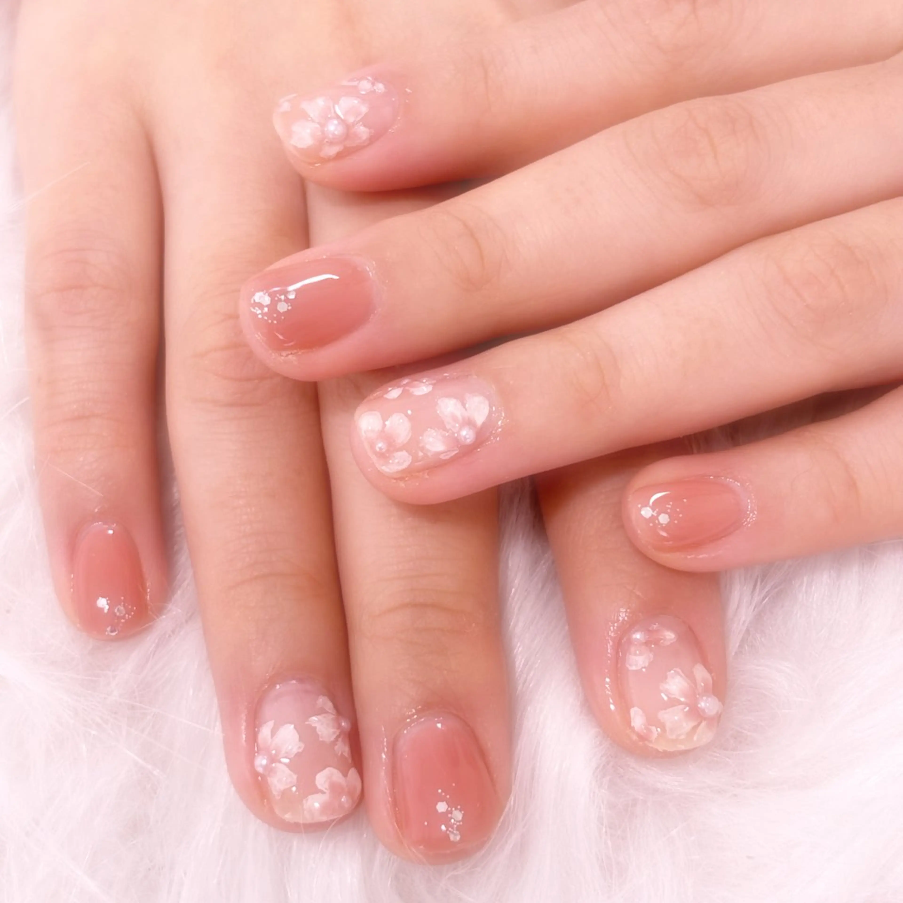 ネイル ハンドネイル 梅島のネイル屋さん所属・梅島の ネイル屋さんのネイルデザイン