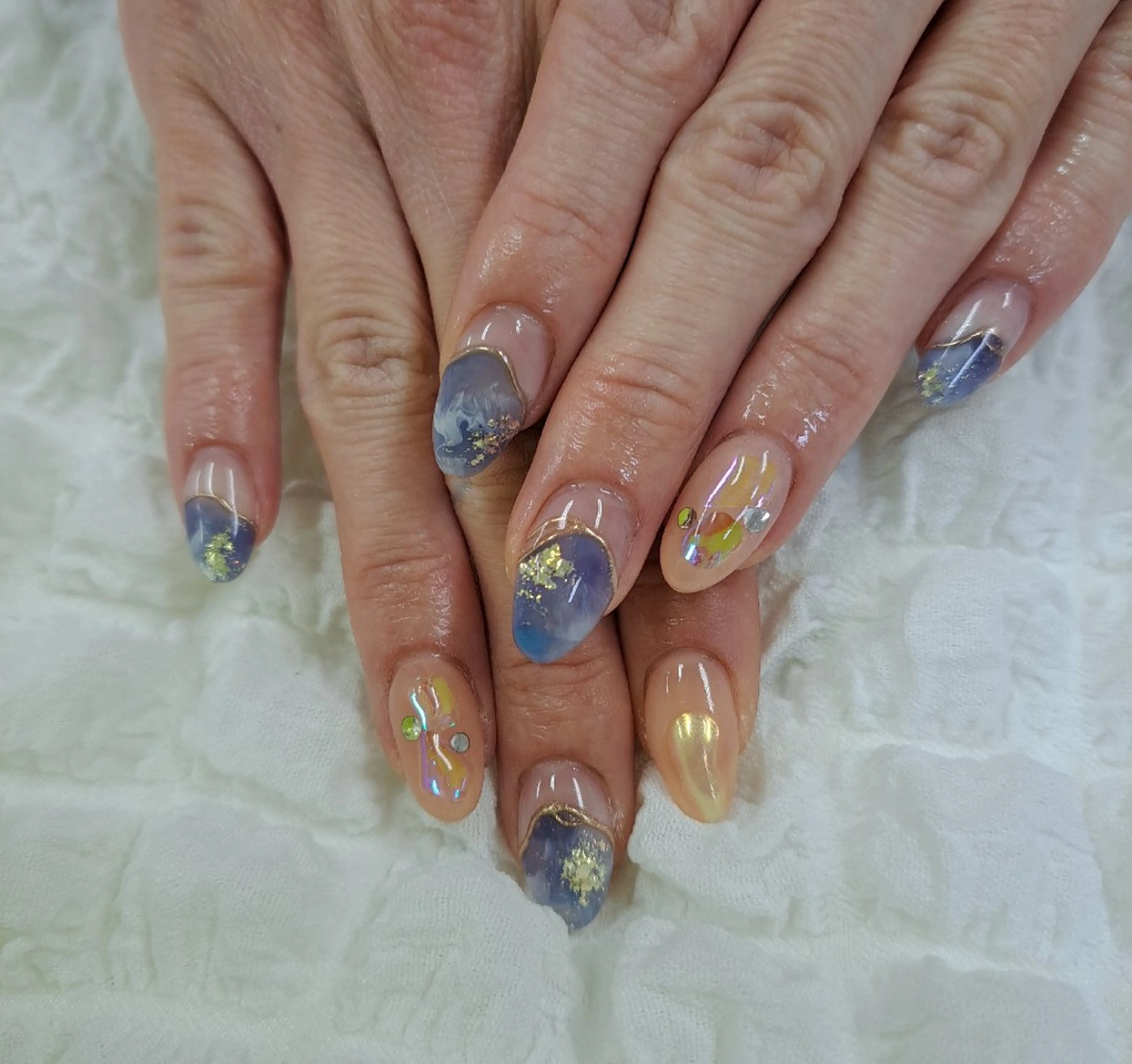 ネイル チークネイル フレンチネイル ジェルネイル ガーリー ハート 河野ちえ (雑誌掲載サロン)のネイルデザイン