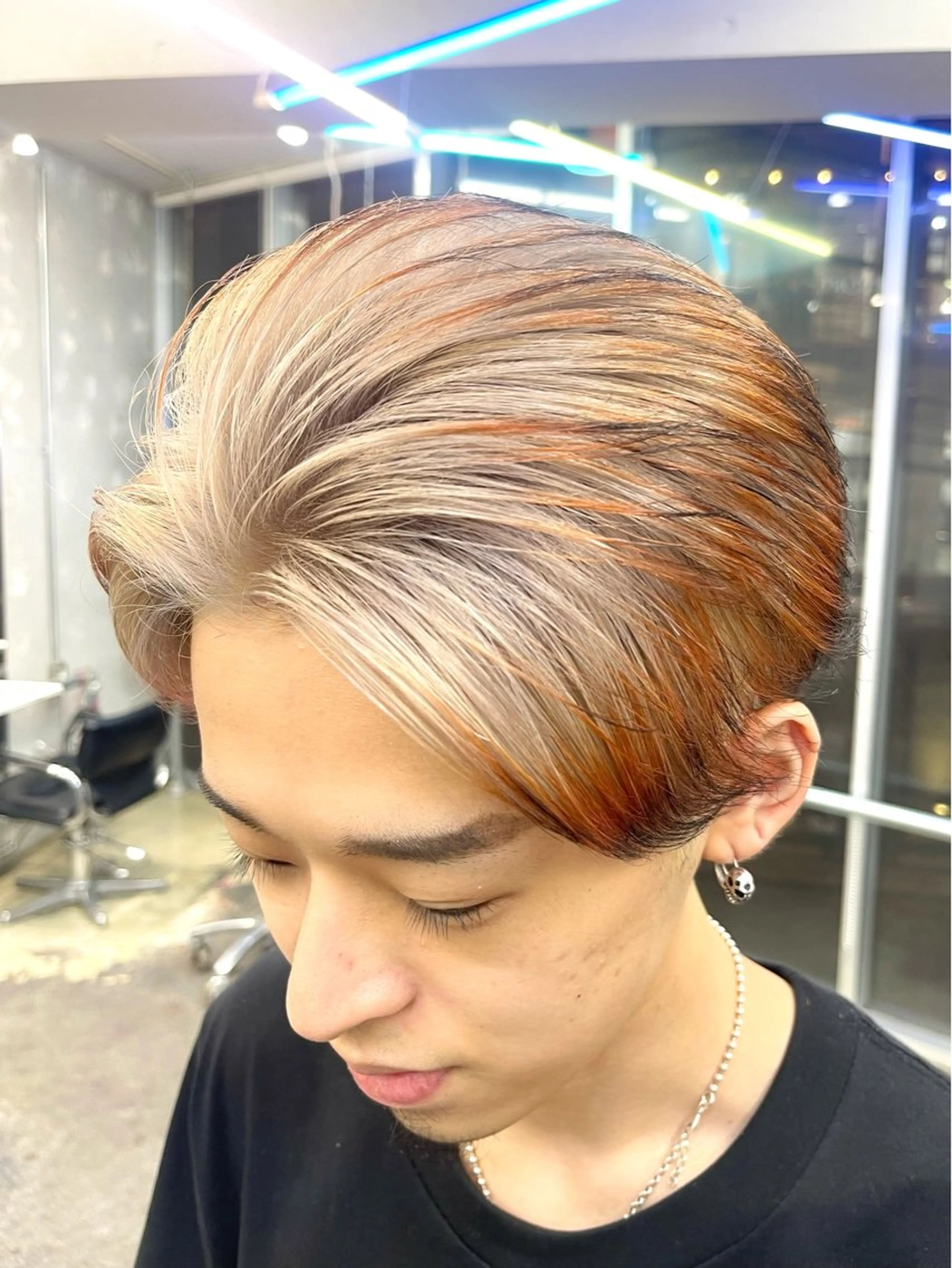 ショート カラー メンズ レイヤーカットとハイ トーン/HIROKIのヘアスタイル