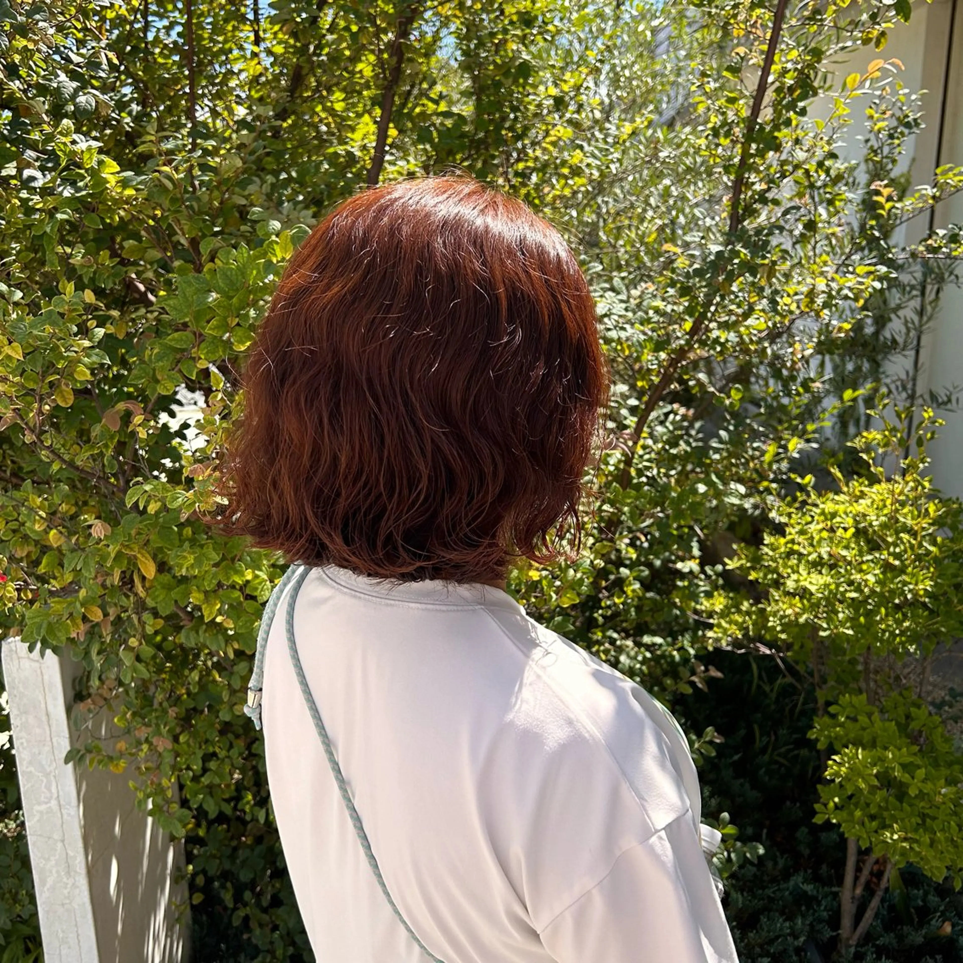 ショート カラー ブリーチ ブリーチなしカラー オレンジ ヘアカラー トリートメント 山本 知佳のヘアスタイル