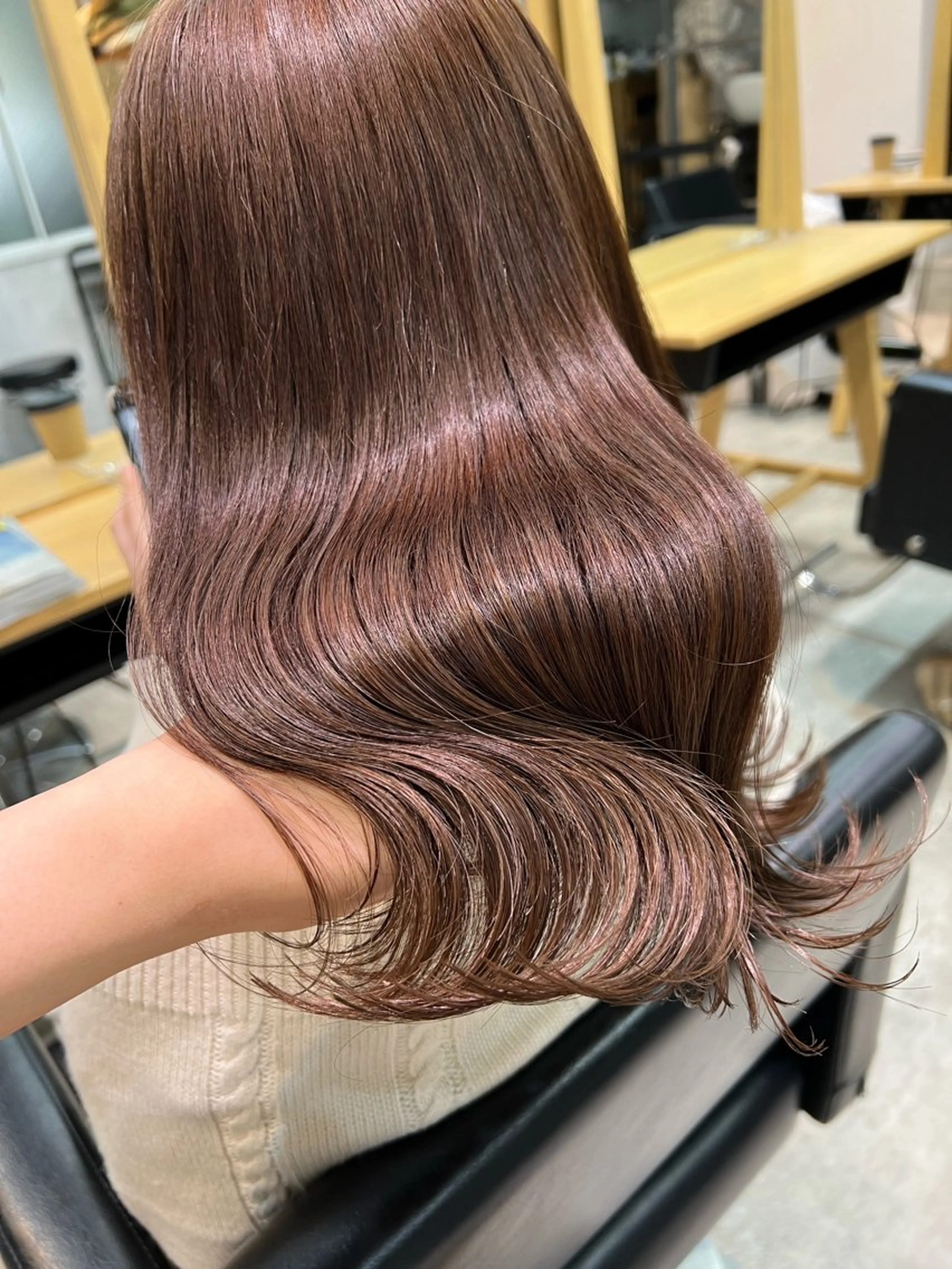 ミディアム カラー 高畑 恵莉 👒 暖色 / 艶髪 🧺のヘアスタイル