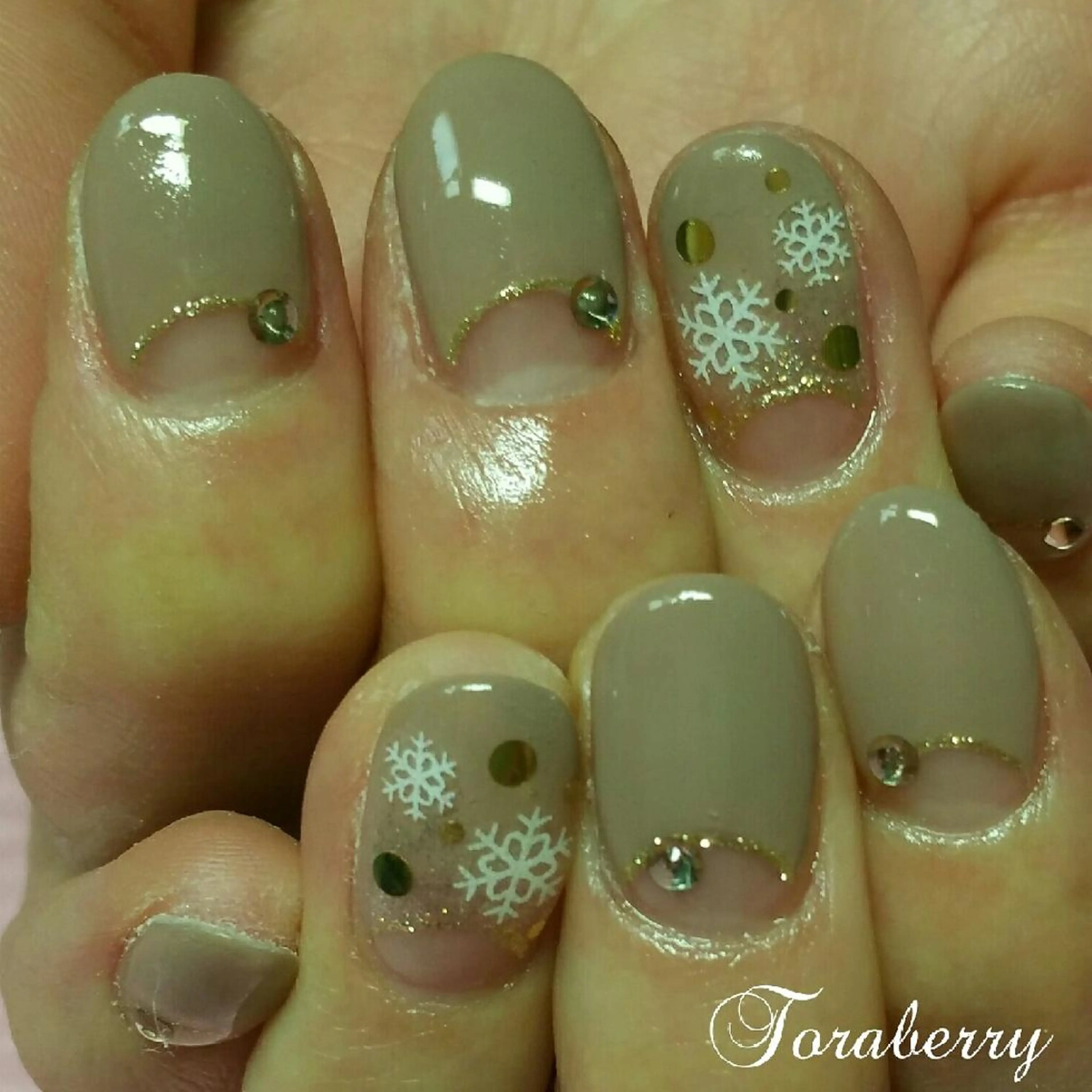 ネイル フレンチネイル 逆フレンチ ハンドネイル ネイリスト なつみのネイルデザイン