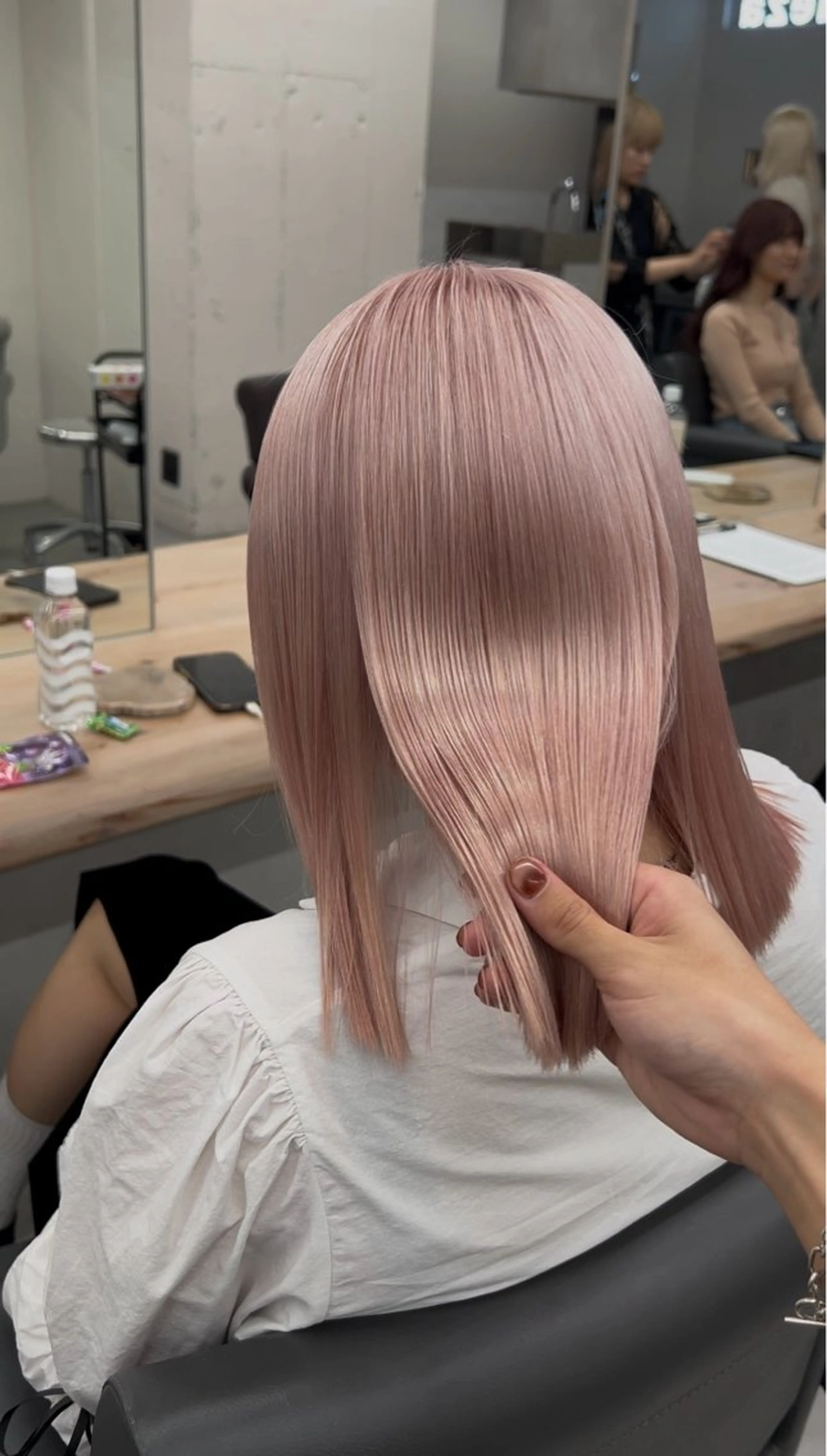 ミディアム カラー ピンクカラー カット ヘアカラー トリートメント Beleza 渋谷所属・Kazusa/渋谷/ エクステ/ハイトーンのヘアスタイル