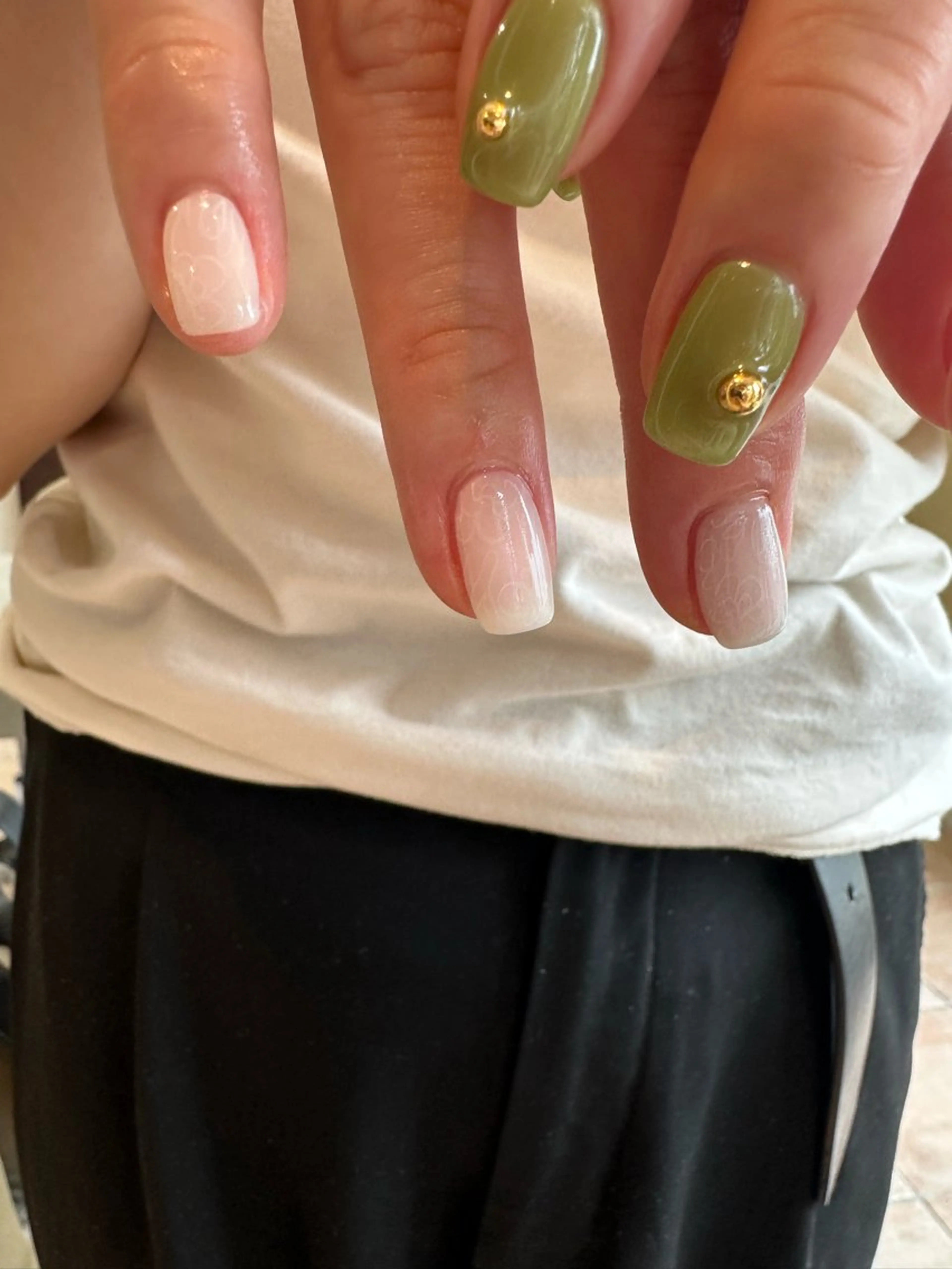 ネイル ハンドネイル 佐藤 穂乃香のネイルデザイン