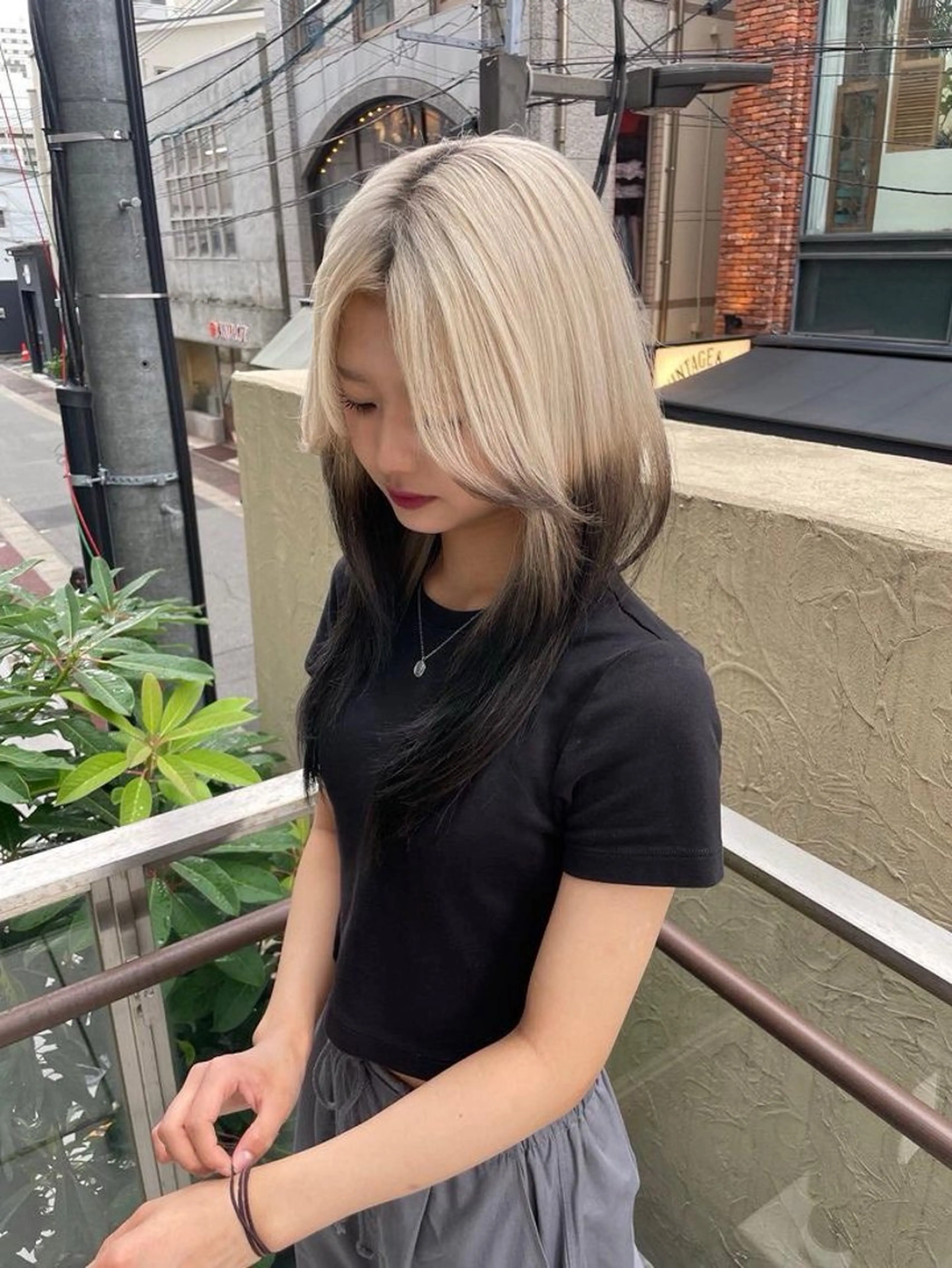 セミロング カラー 透明感/艶感/縮毛 矯正/NATSUMIのヘアスタイル