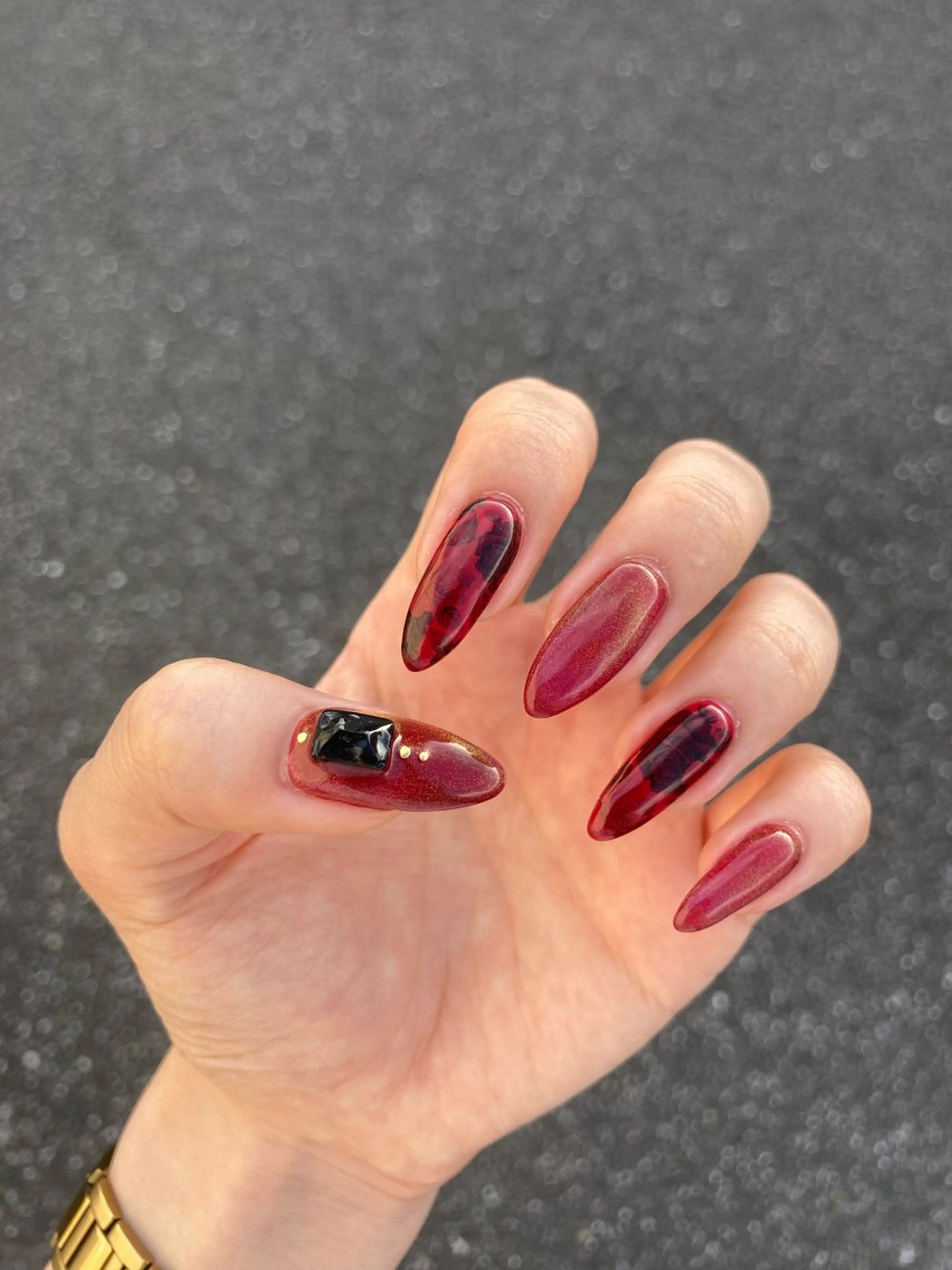 ネイル ロングネイル 赤色 Nemmy nail salon所属・Nemmy MAYUのネイルデザイン