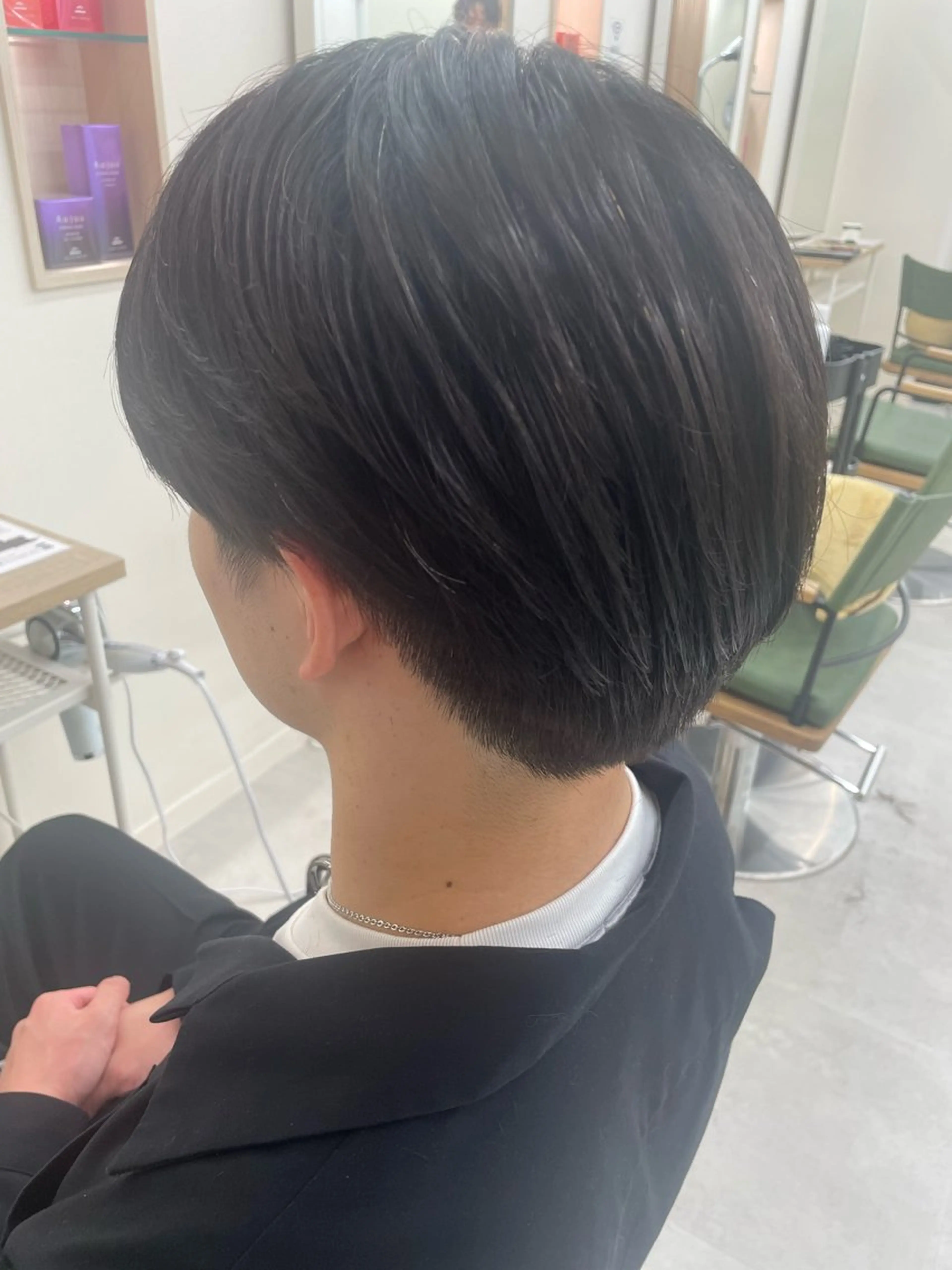 メンズ カット NaVIユウジ ブリーチカラーのヘアスタイル