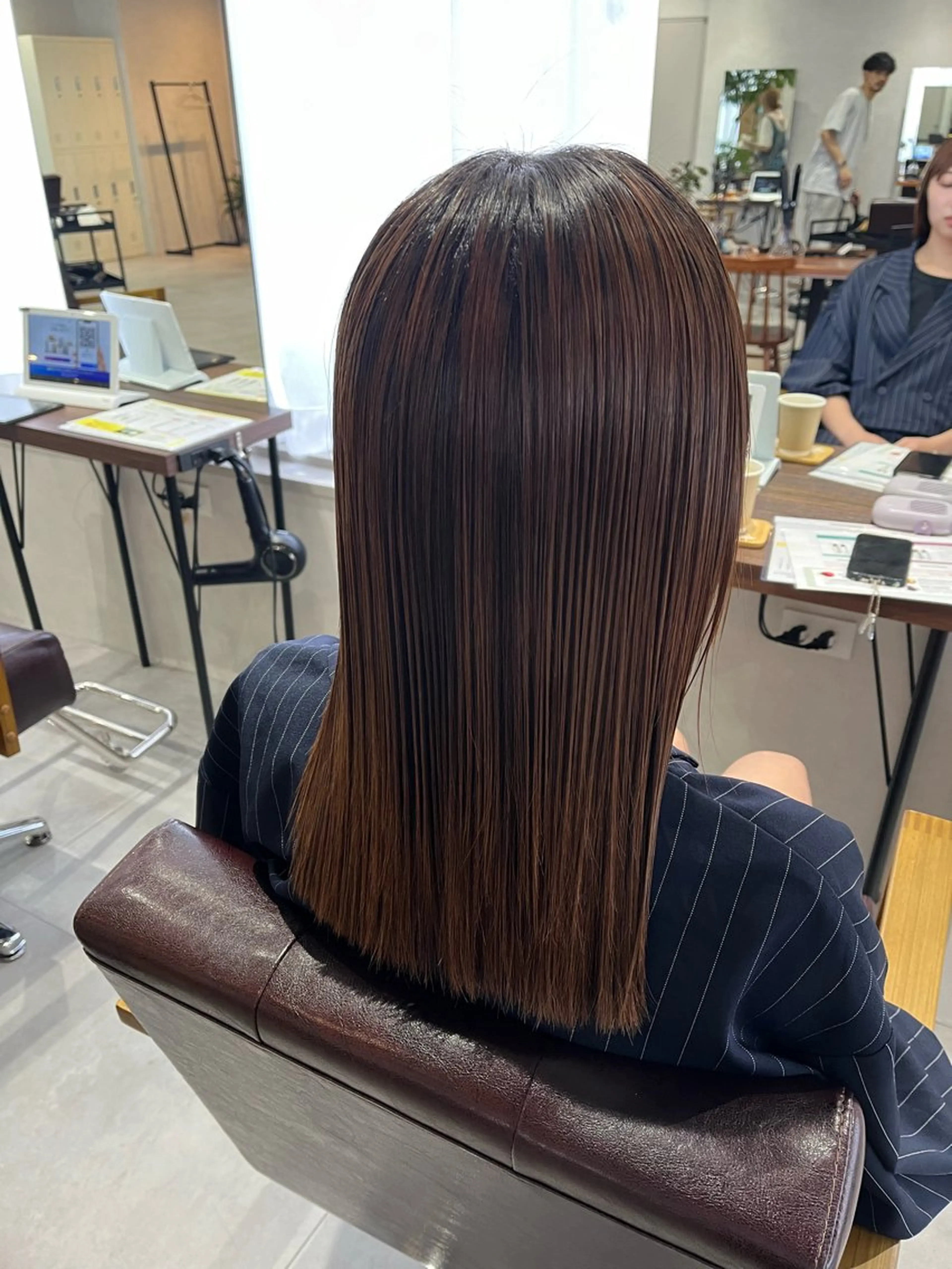 ロング 酸性ストレート 佐藤 香苗のヘアスタイル