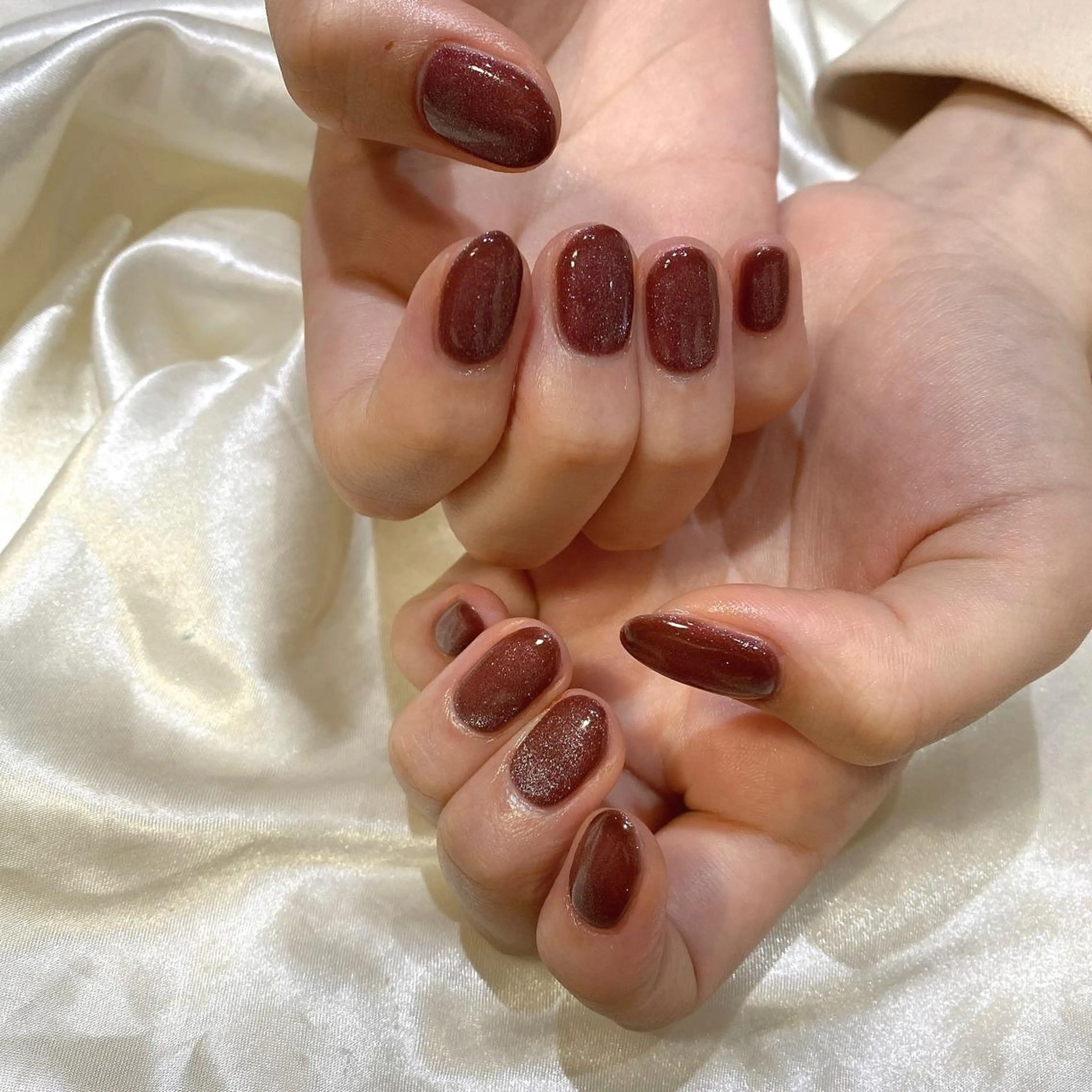 ネイル ハンドネイル 西岡 杏のネイルデザイン