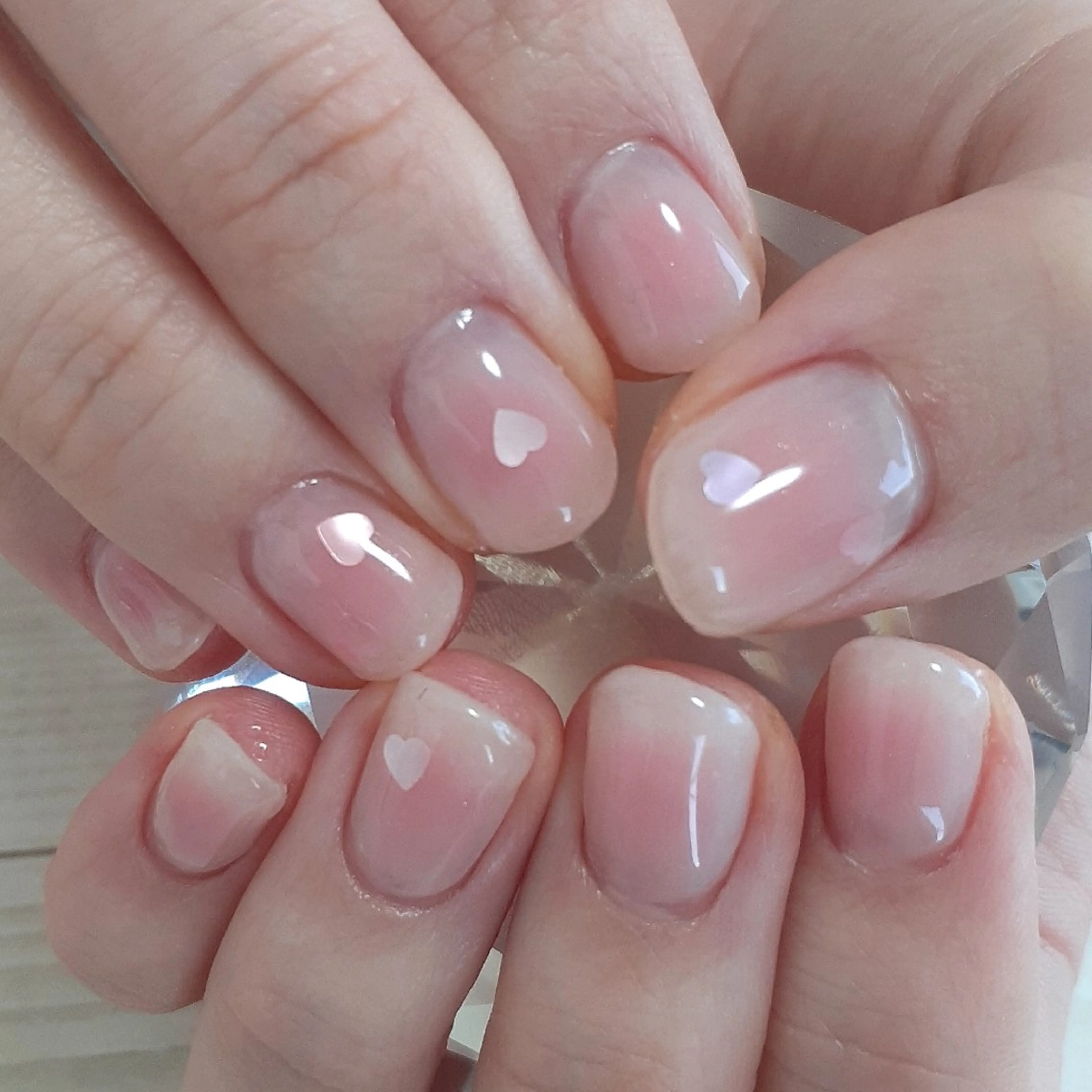 ネイル チークネイル ハート ホログラムネイル ハンドネイル 池元 真由美のネイルデザイン