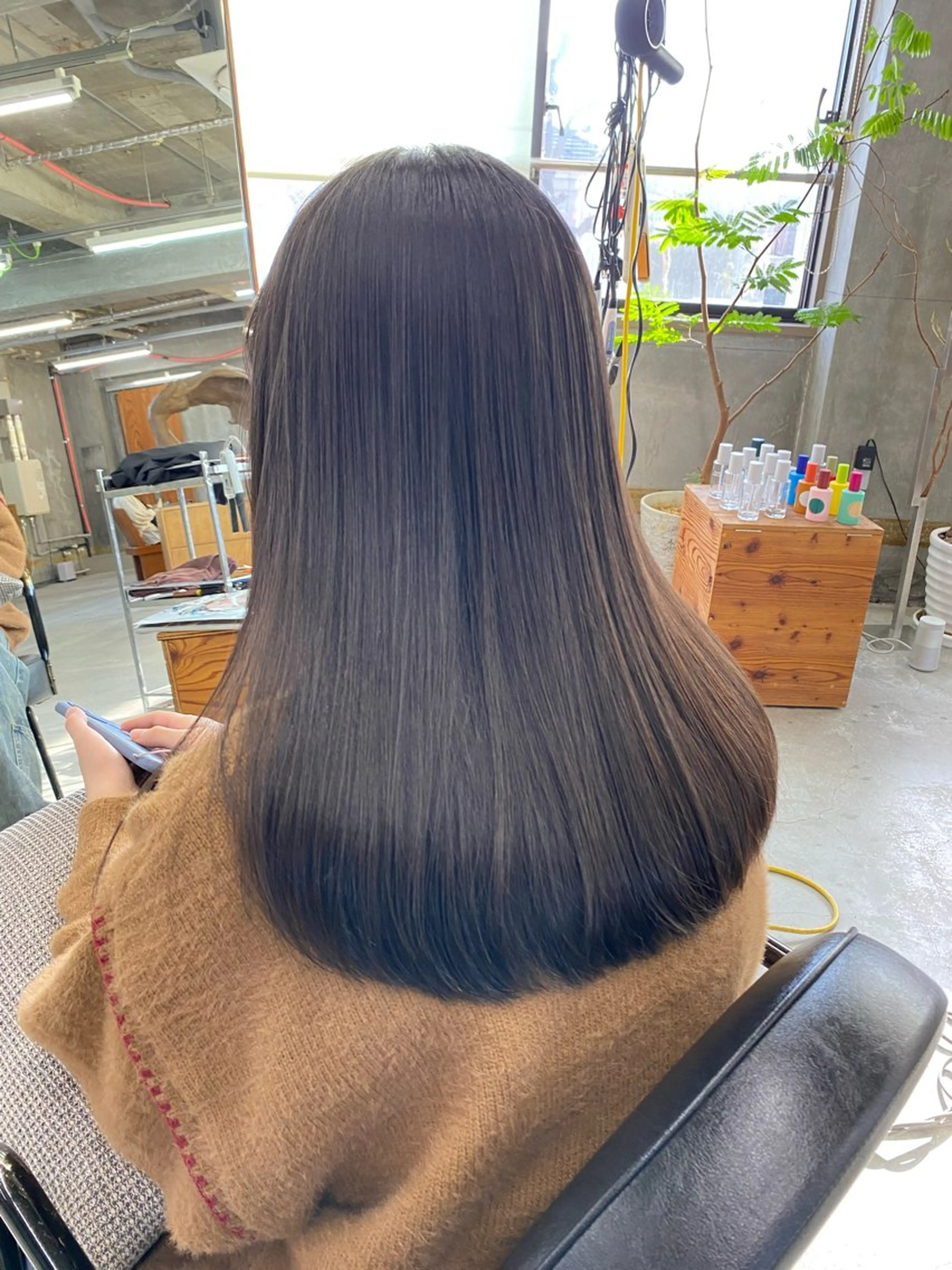 ミディアム カット 縮毛矯正 ヨシダ トオルのヘアスタイル