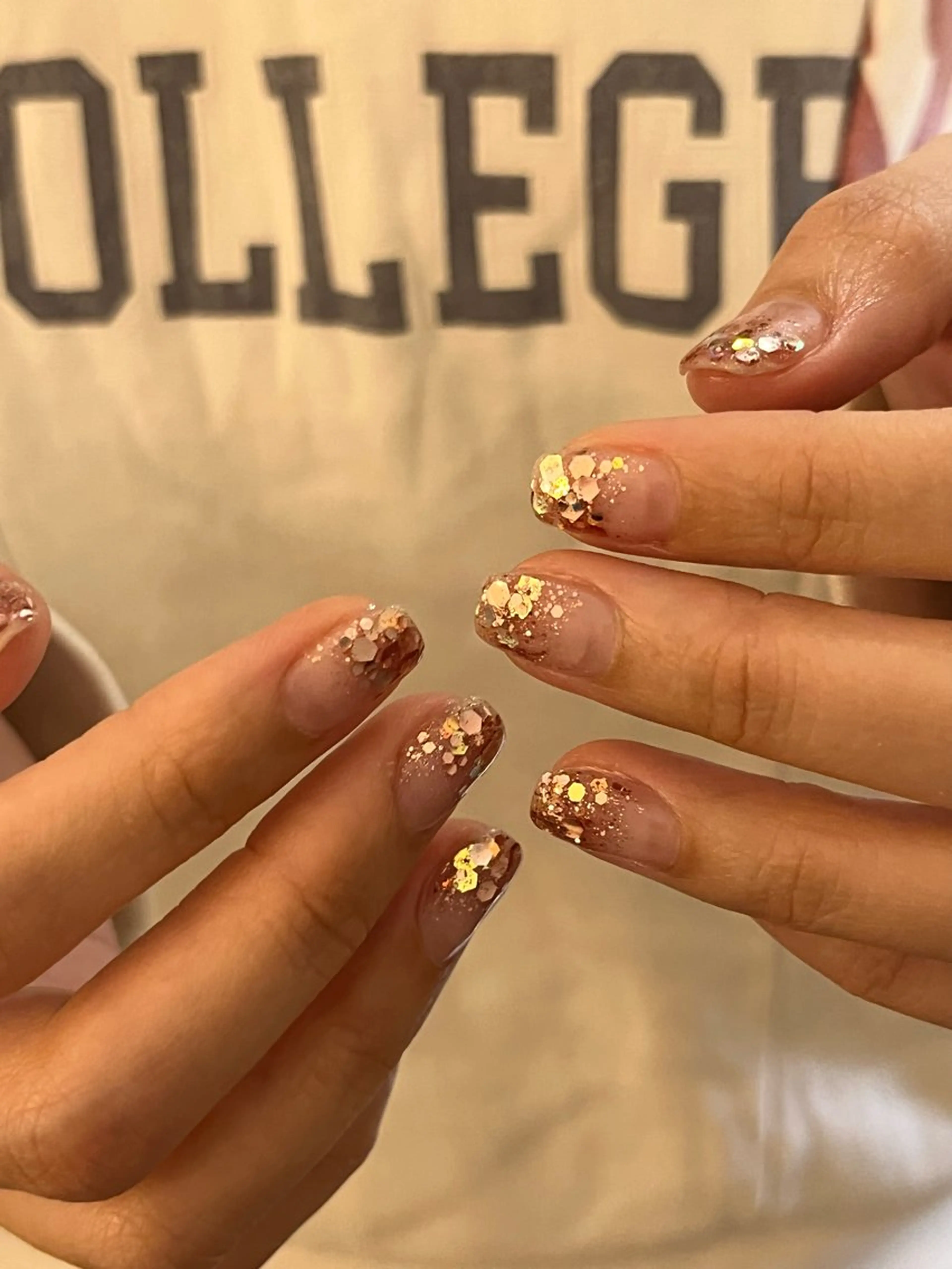 ネイル グラデーション ラメ(グリッター) ハンドネイル hiyori🫧 mieuxのネイルデザイン