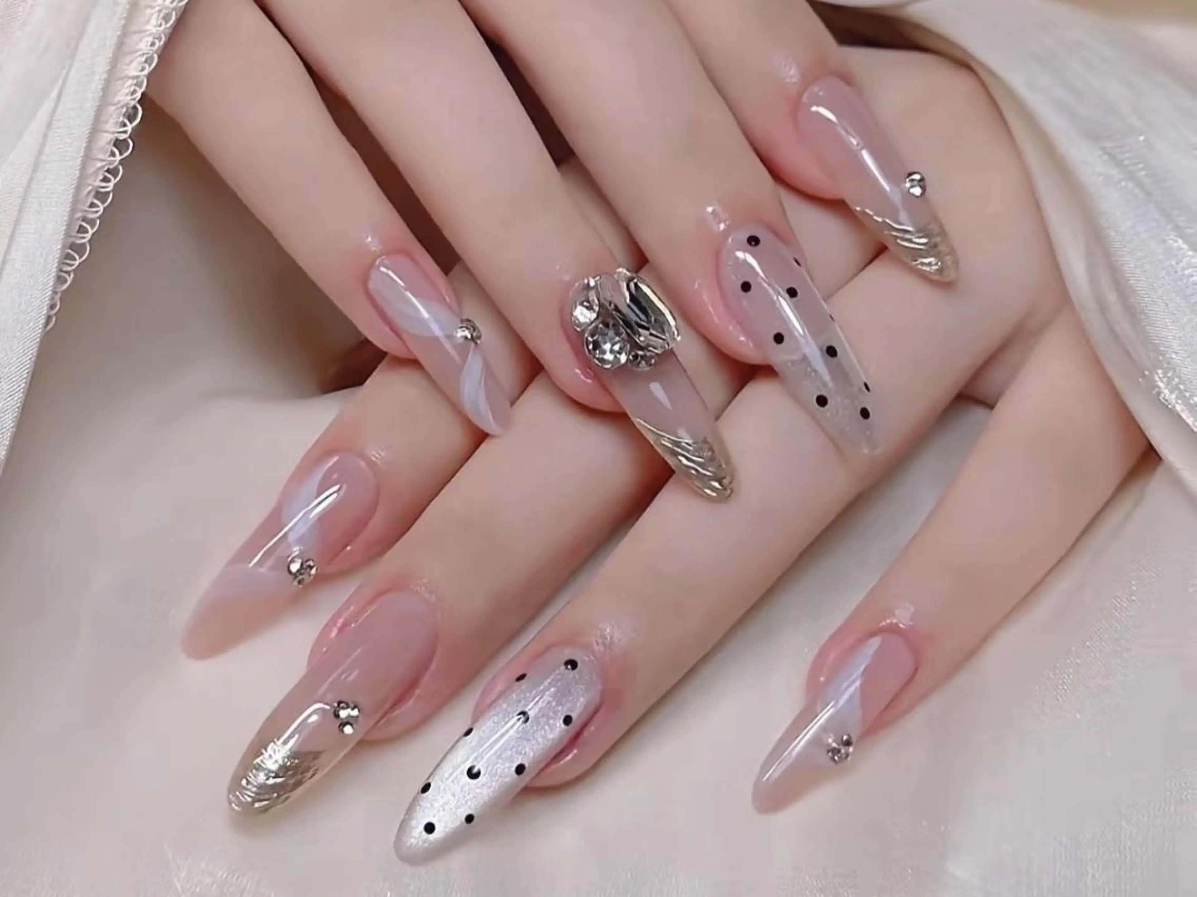 ネイル IF BEAUTY SALONのネイルデザイン