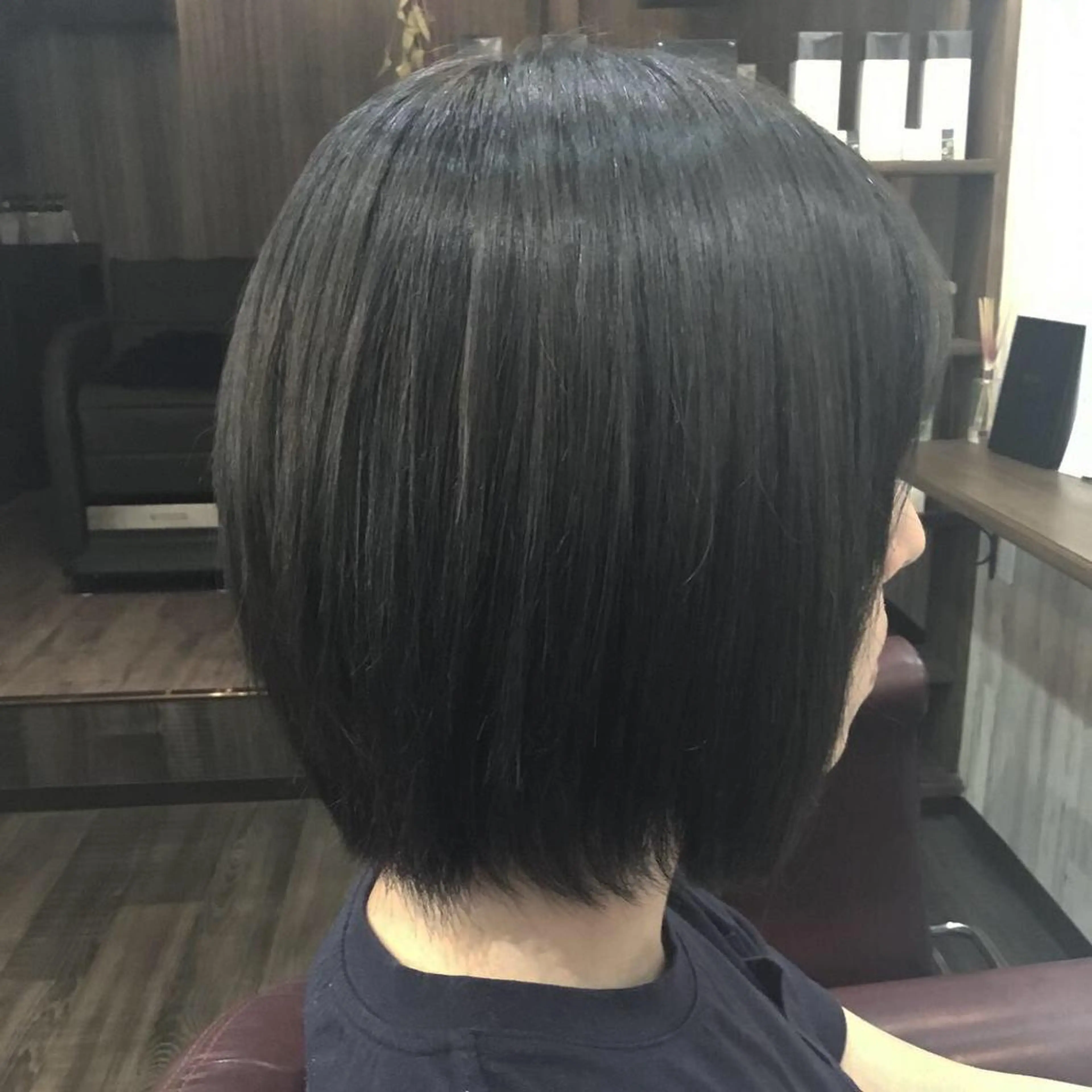 ショート カラー パーマ embrace エンブレイスのヘアスタイル