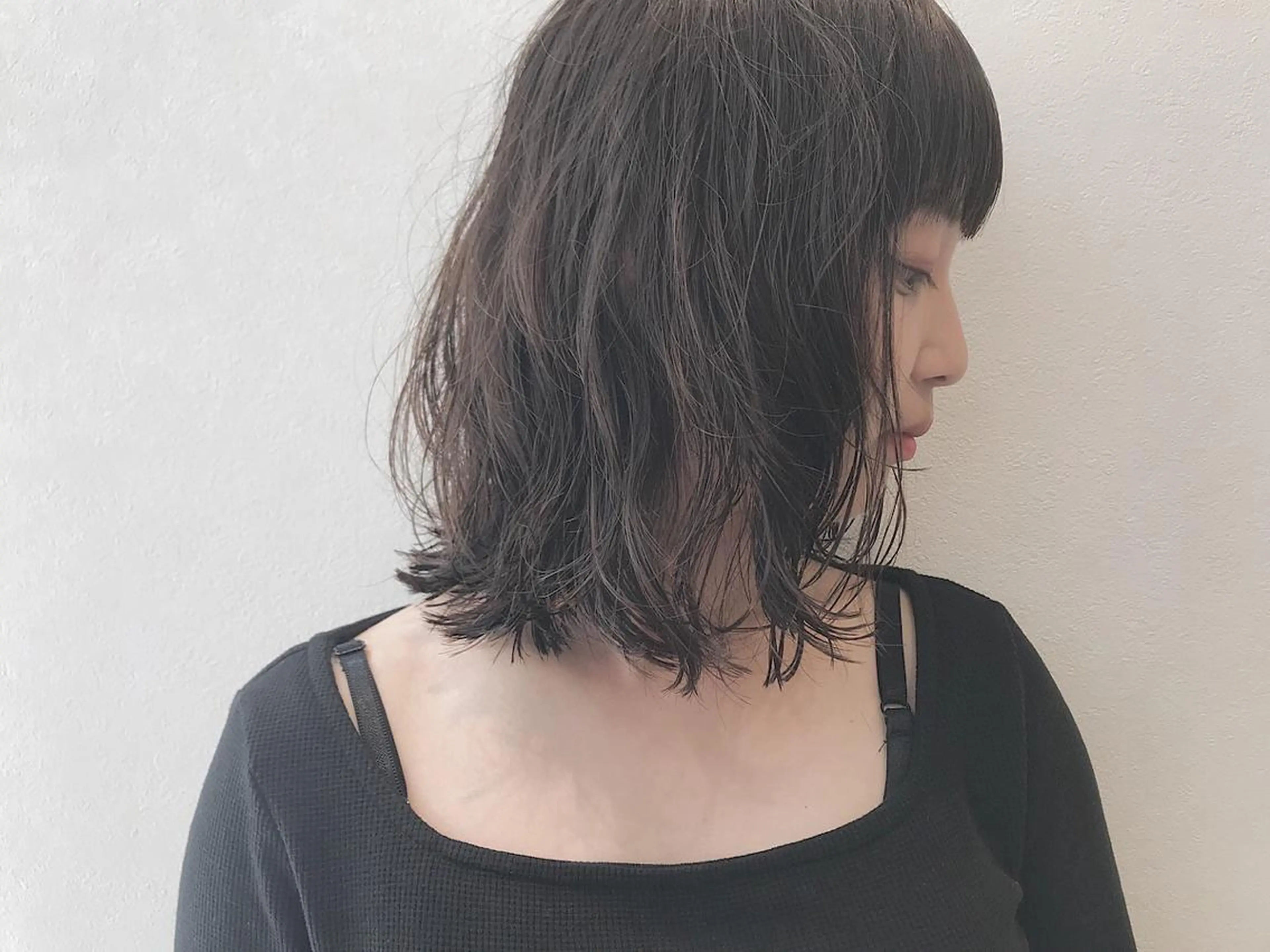 セミロング パーマ ボブ くせ毛 AGU akariのヘアスタイル