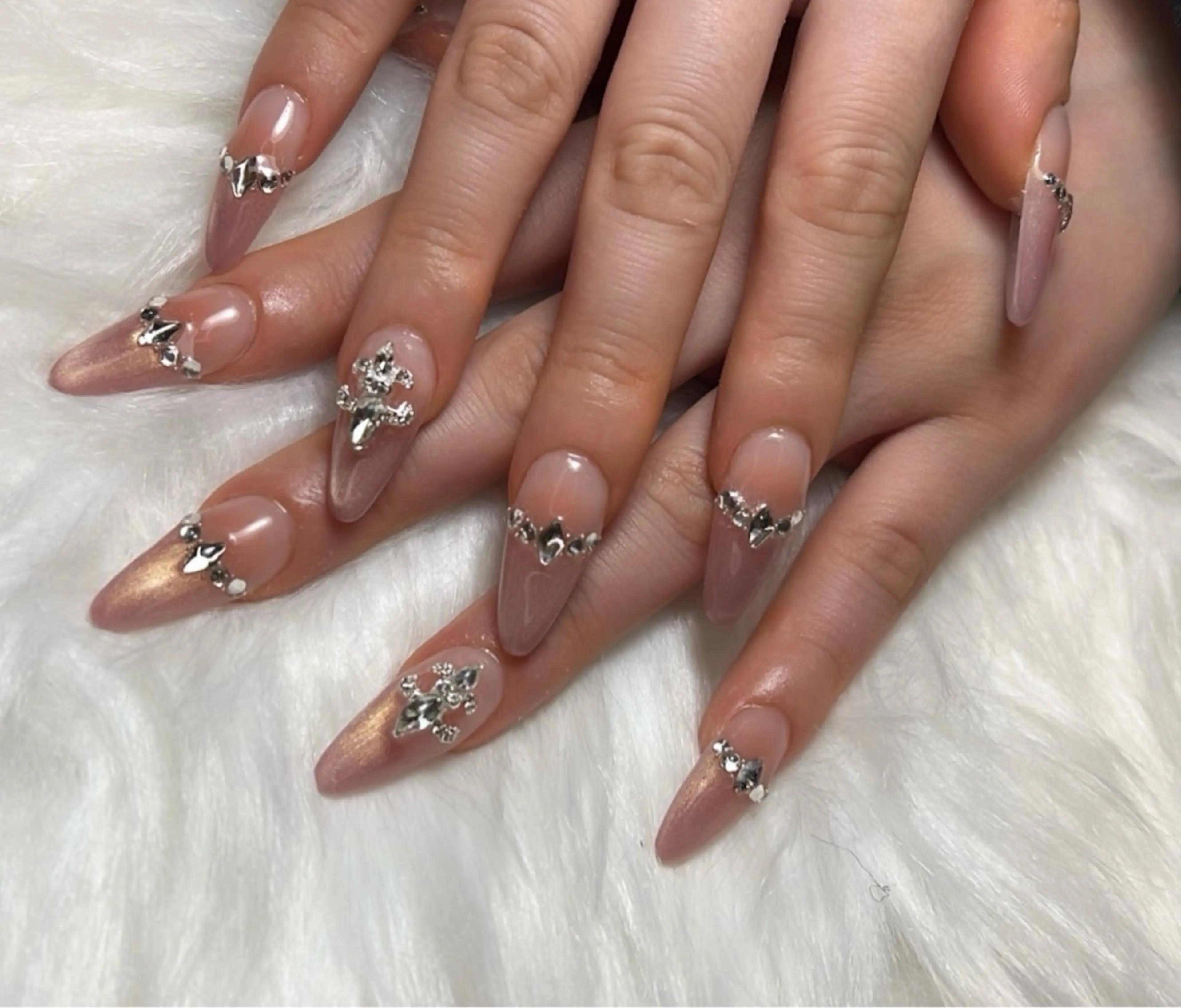 ネイル 🫧yua 🌸🫧のネイルデザイン