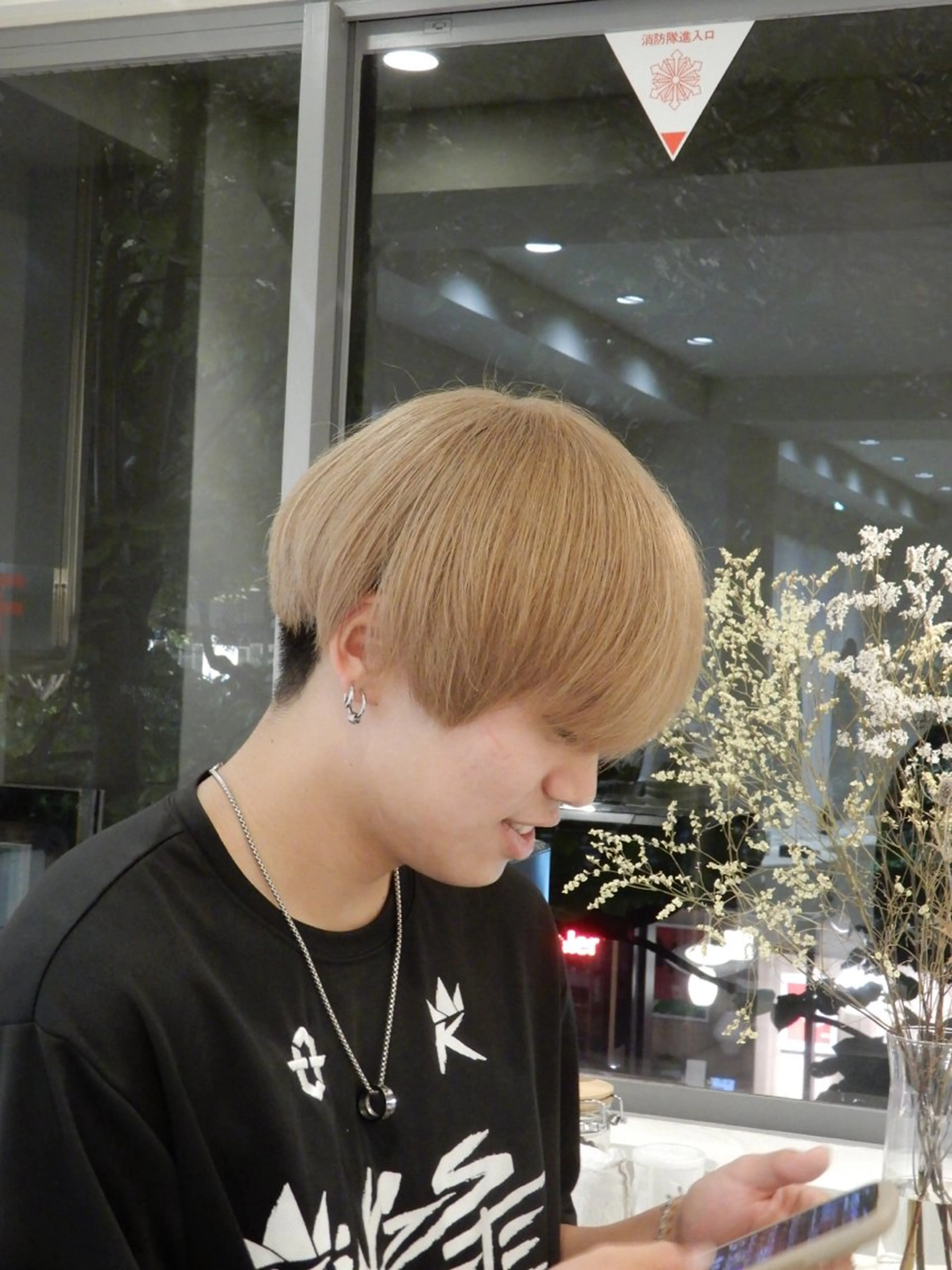 カラー メンズ メンズブリーチ ブリーチ ヘアカラー たかはし ゆうなのヘアスタイル